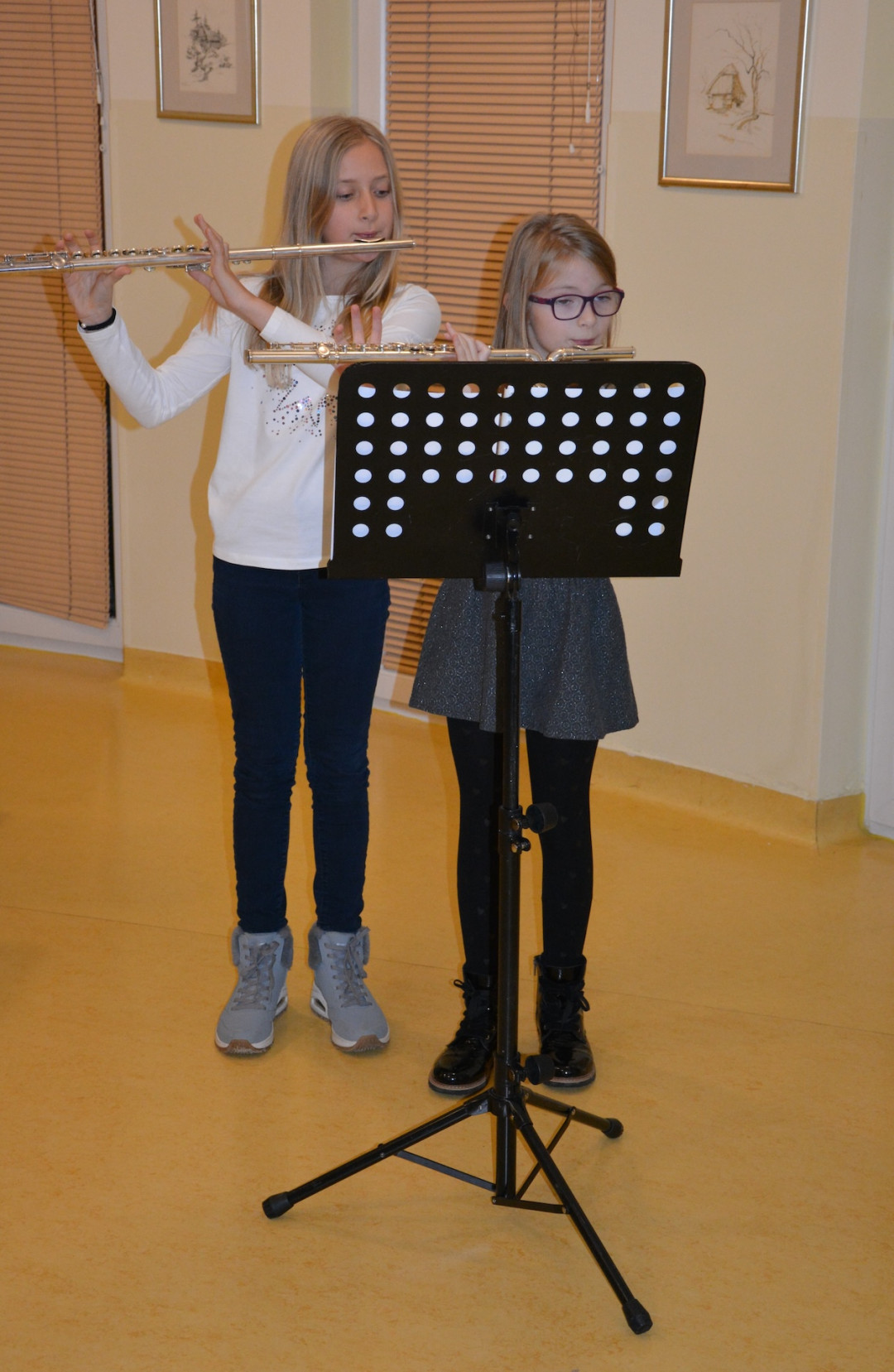 Božični koncert mladih glasbenikov