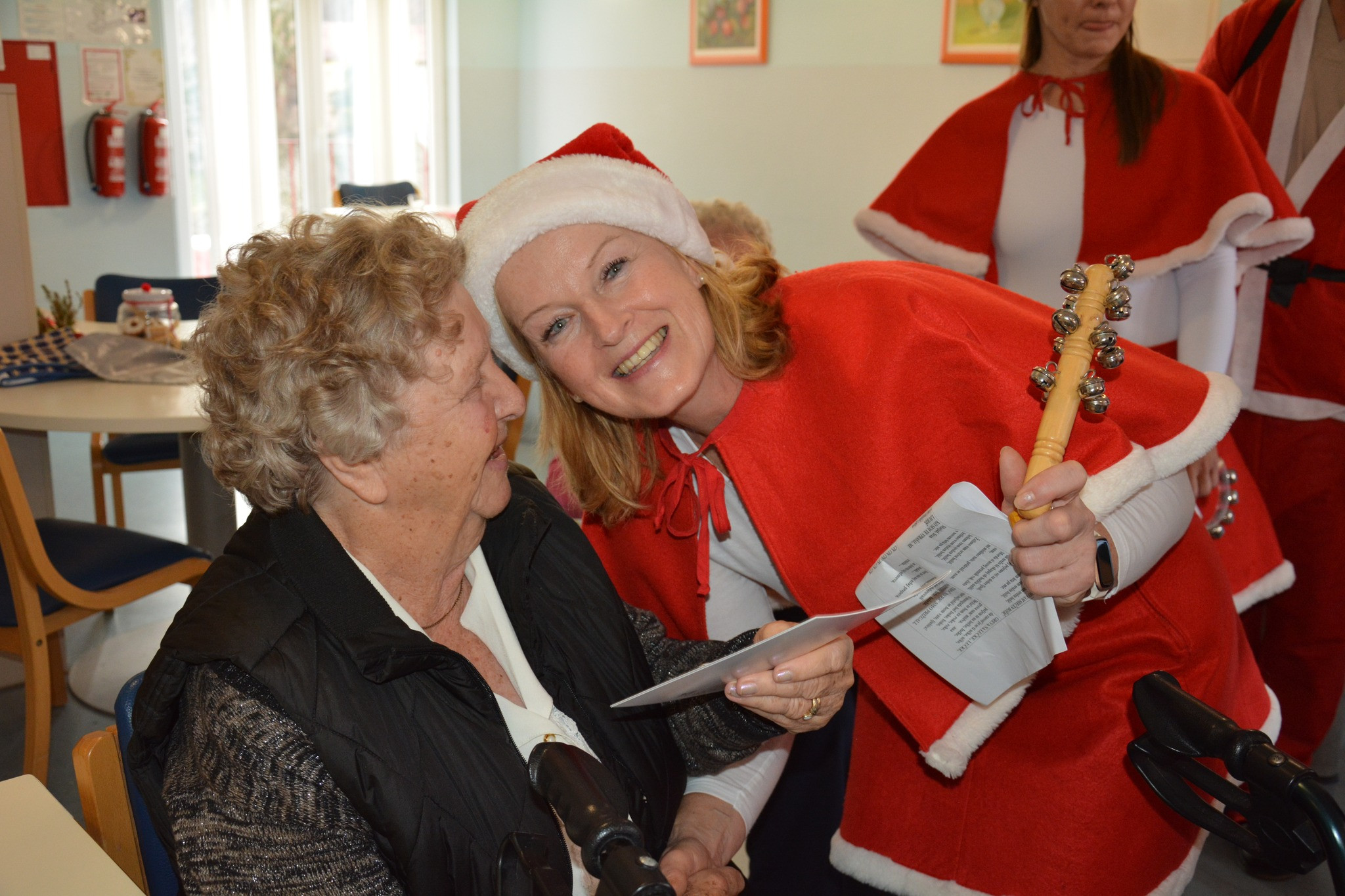 Božični pevski zborček