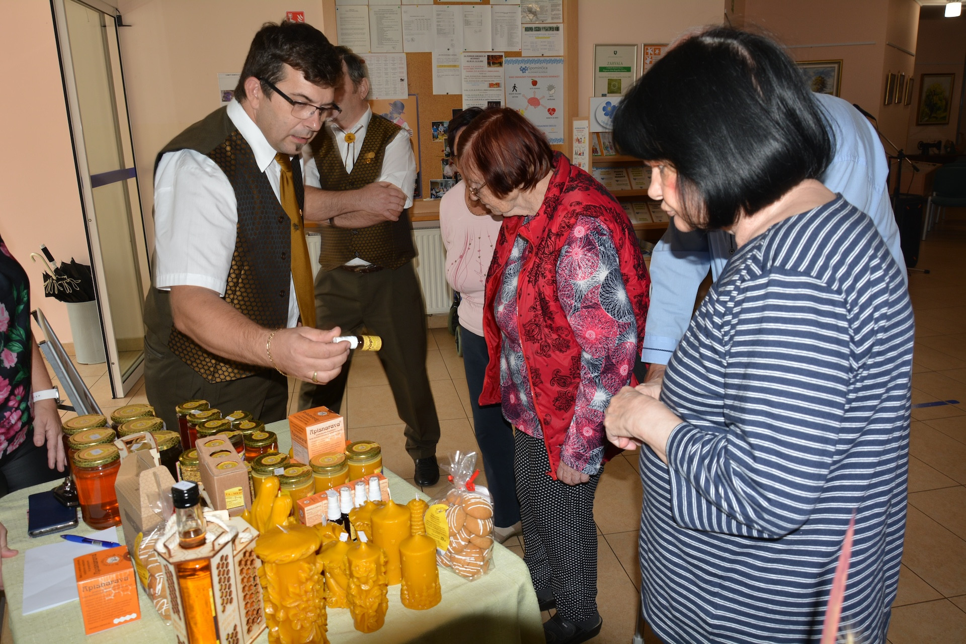 Čebelarska razstava