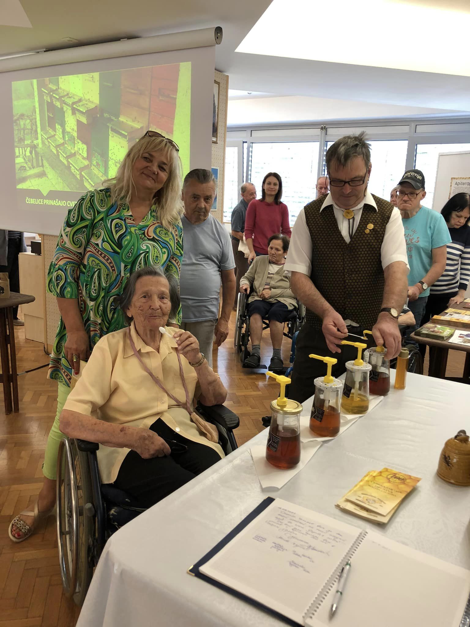 Čebelarska razstava ob  100-letnici Čebelarskega društva Rogaška Slatina