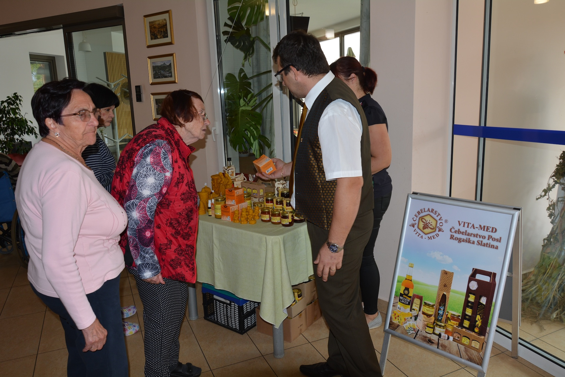 Čebelarska razstava