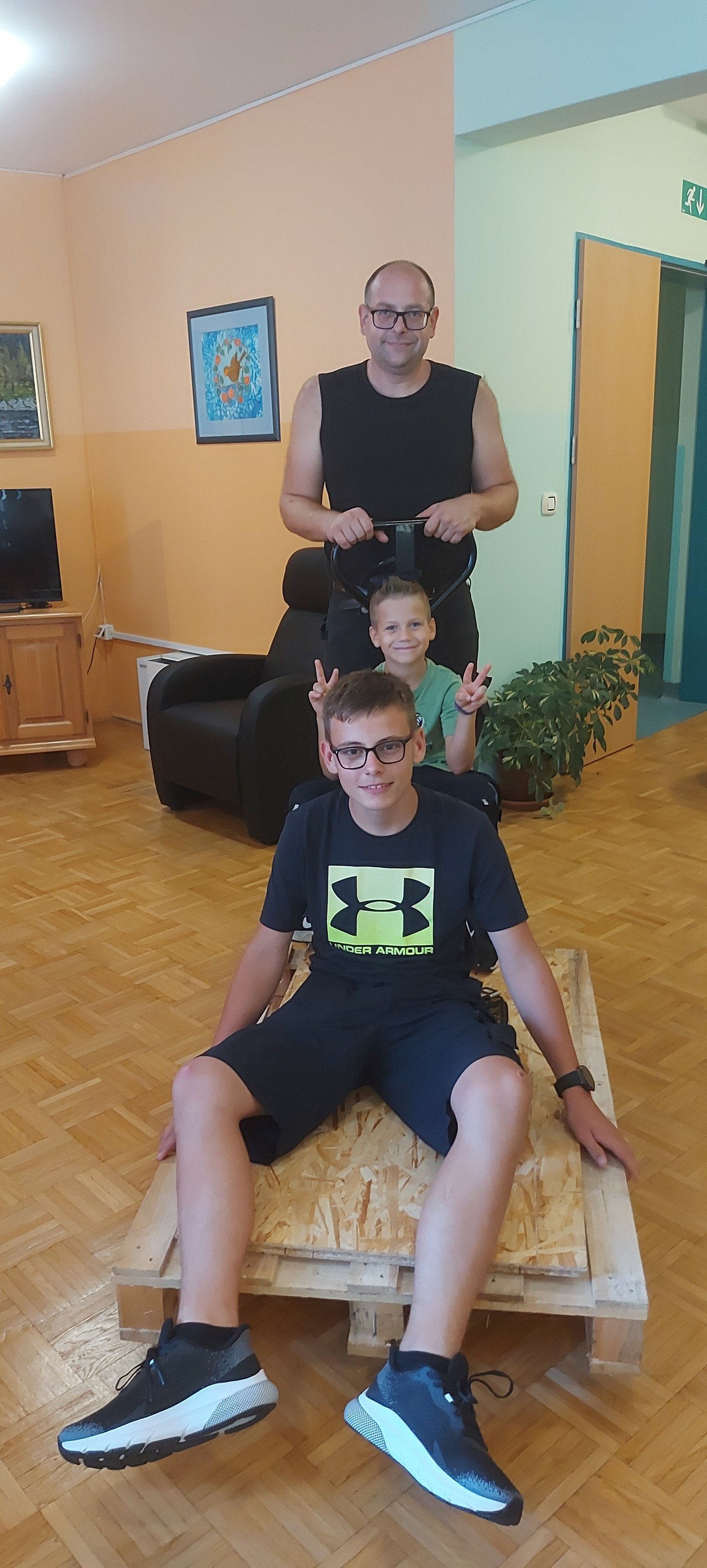 Dan medgeneracijskih vezi