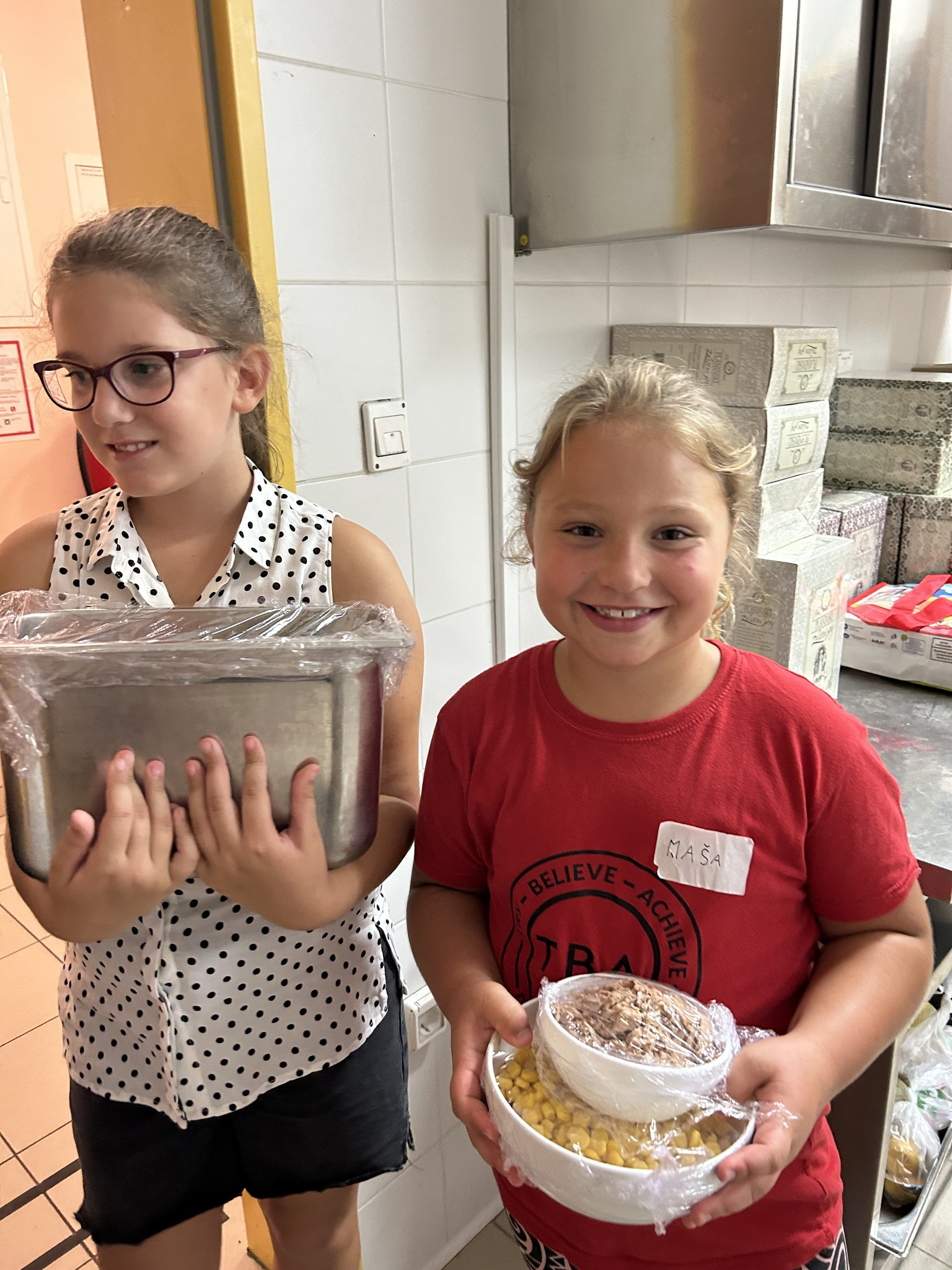 Dan medgeneracijskih vezi