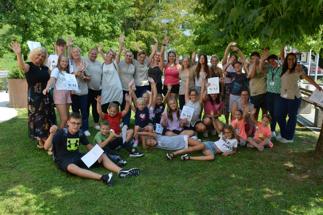 Dan medgeneracijskih vezi