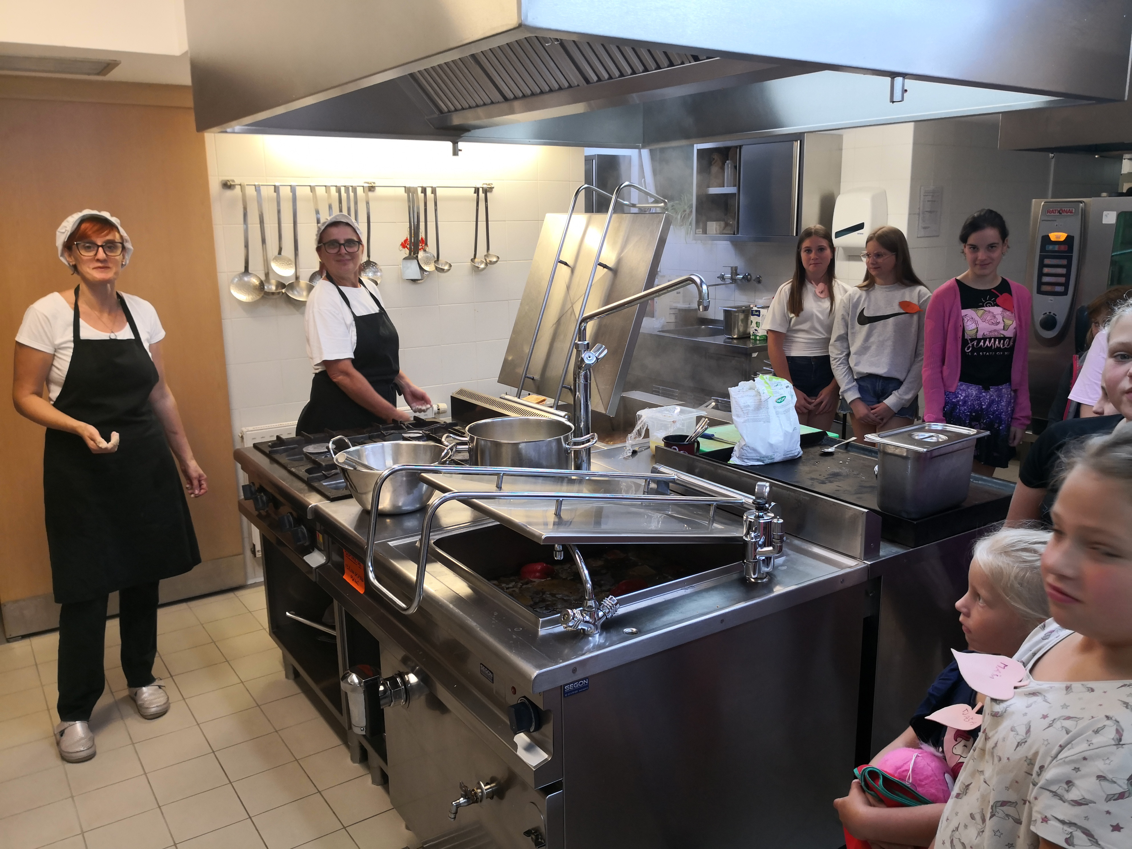 Dan odprih vrat otrokom zaposlenih