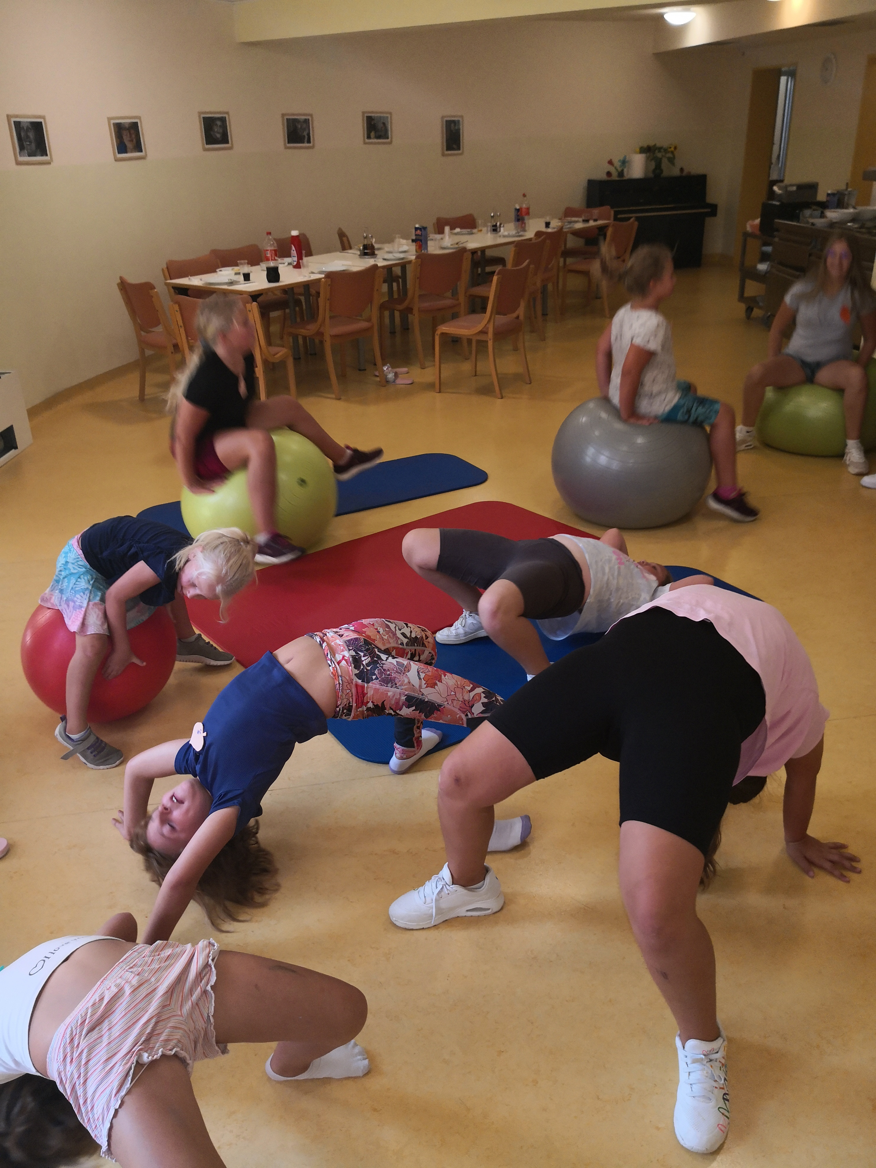 Dan odprih vrat otrokom zaposlenih