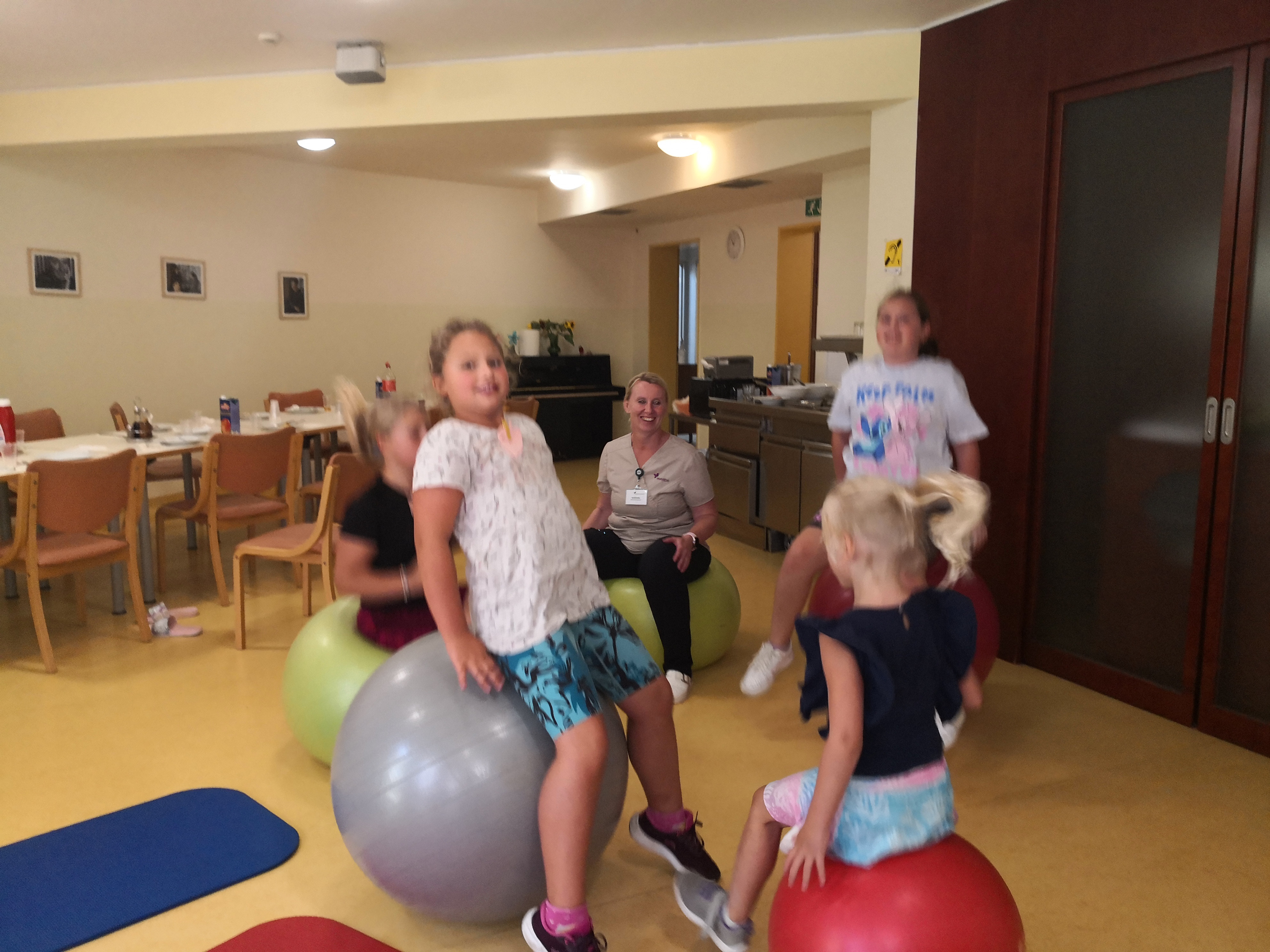 Dan odprih vrat otrokom zaposlenih