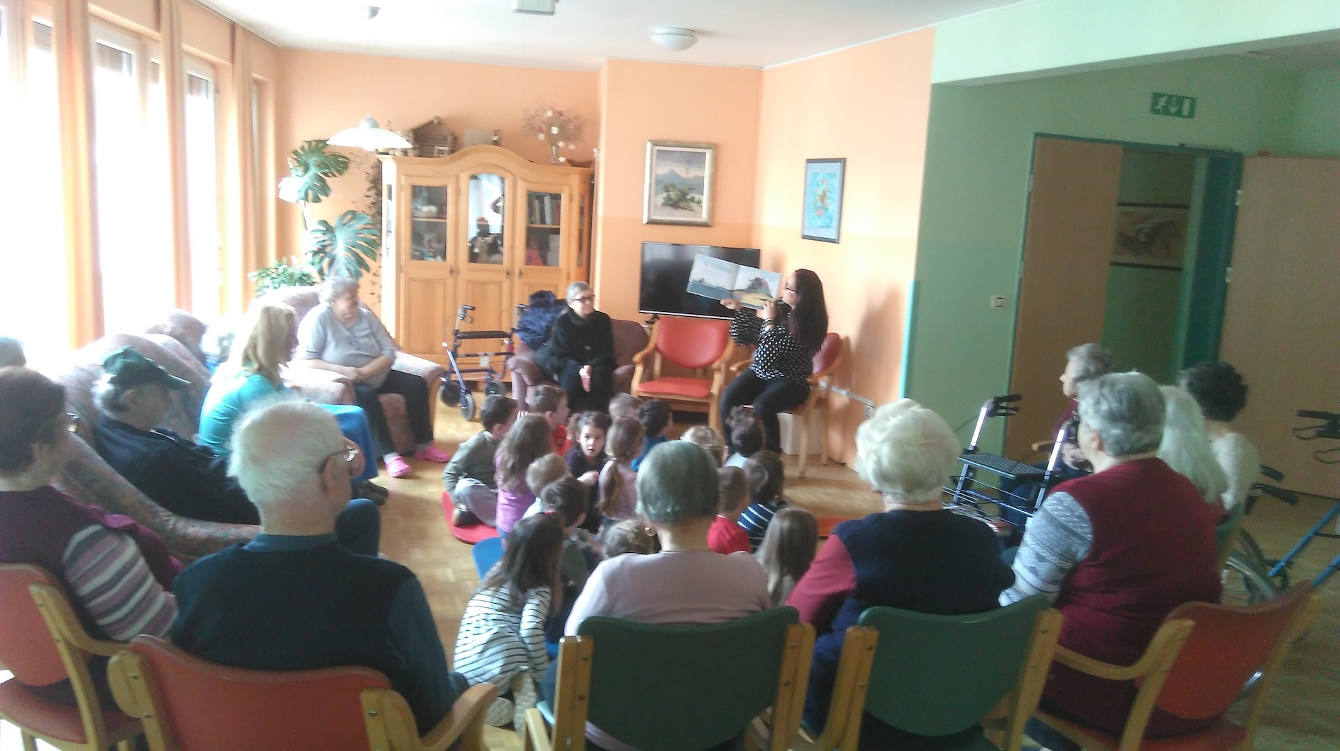 Dan pripovedovanja pravljic