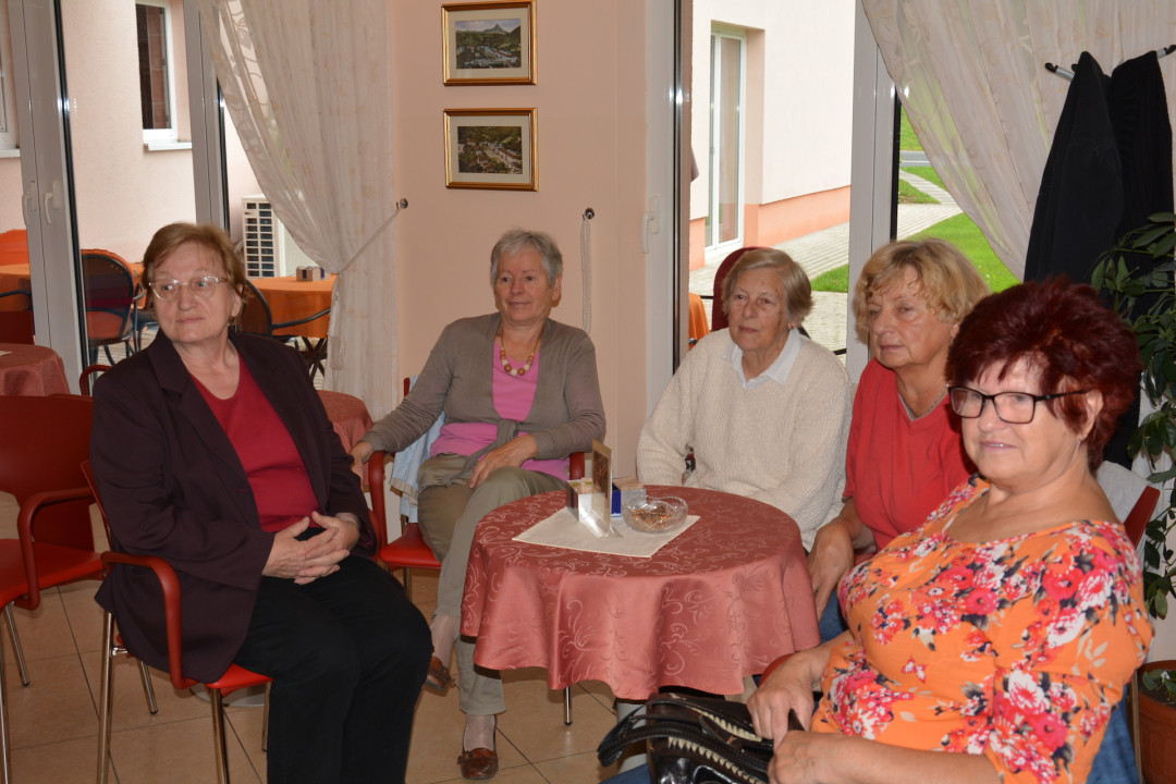 Dan starejših z novo slikarsko razstavo