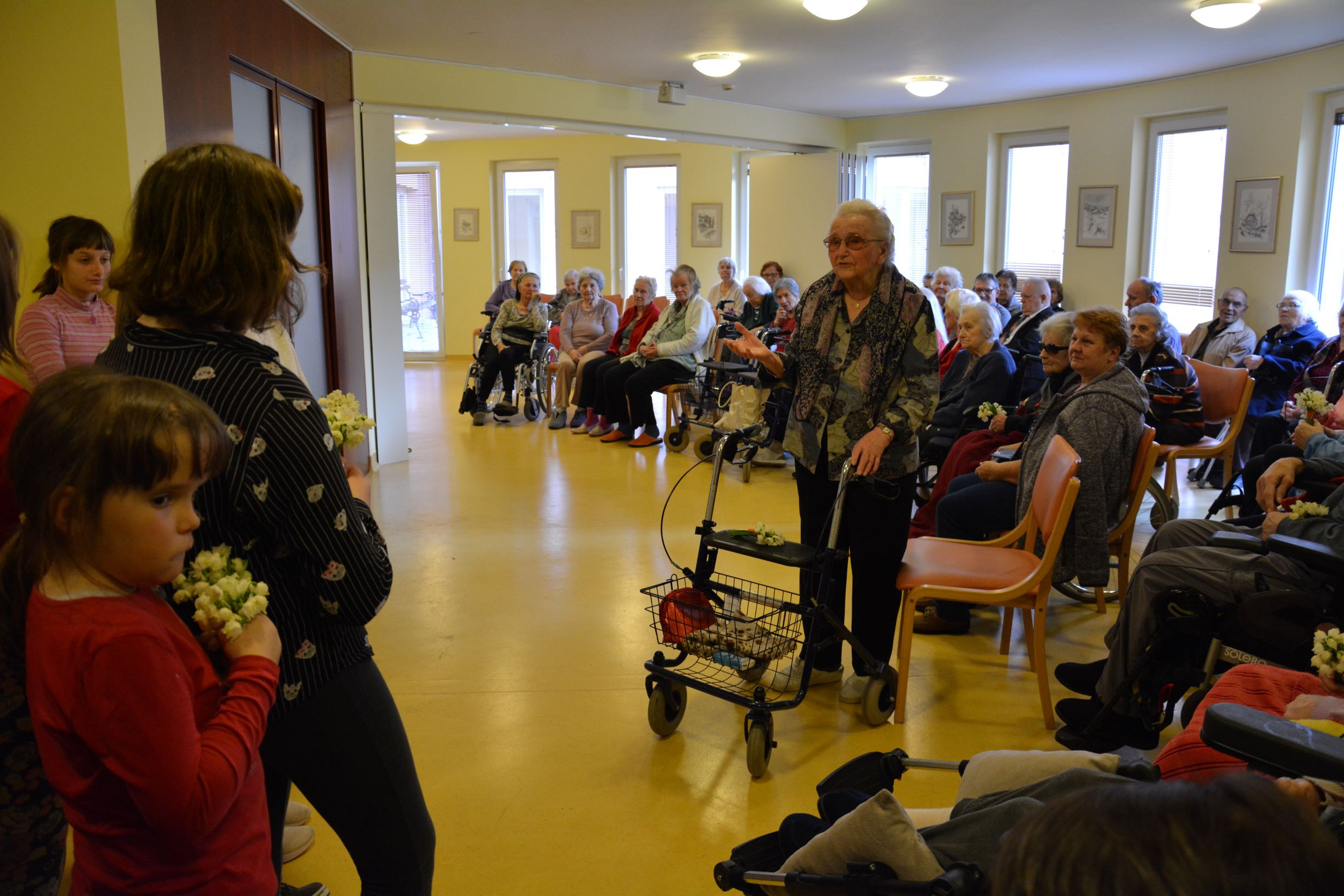 Dan žena z učenkami in učenci III. Osnovne šole Rogaška Slatina