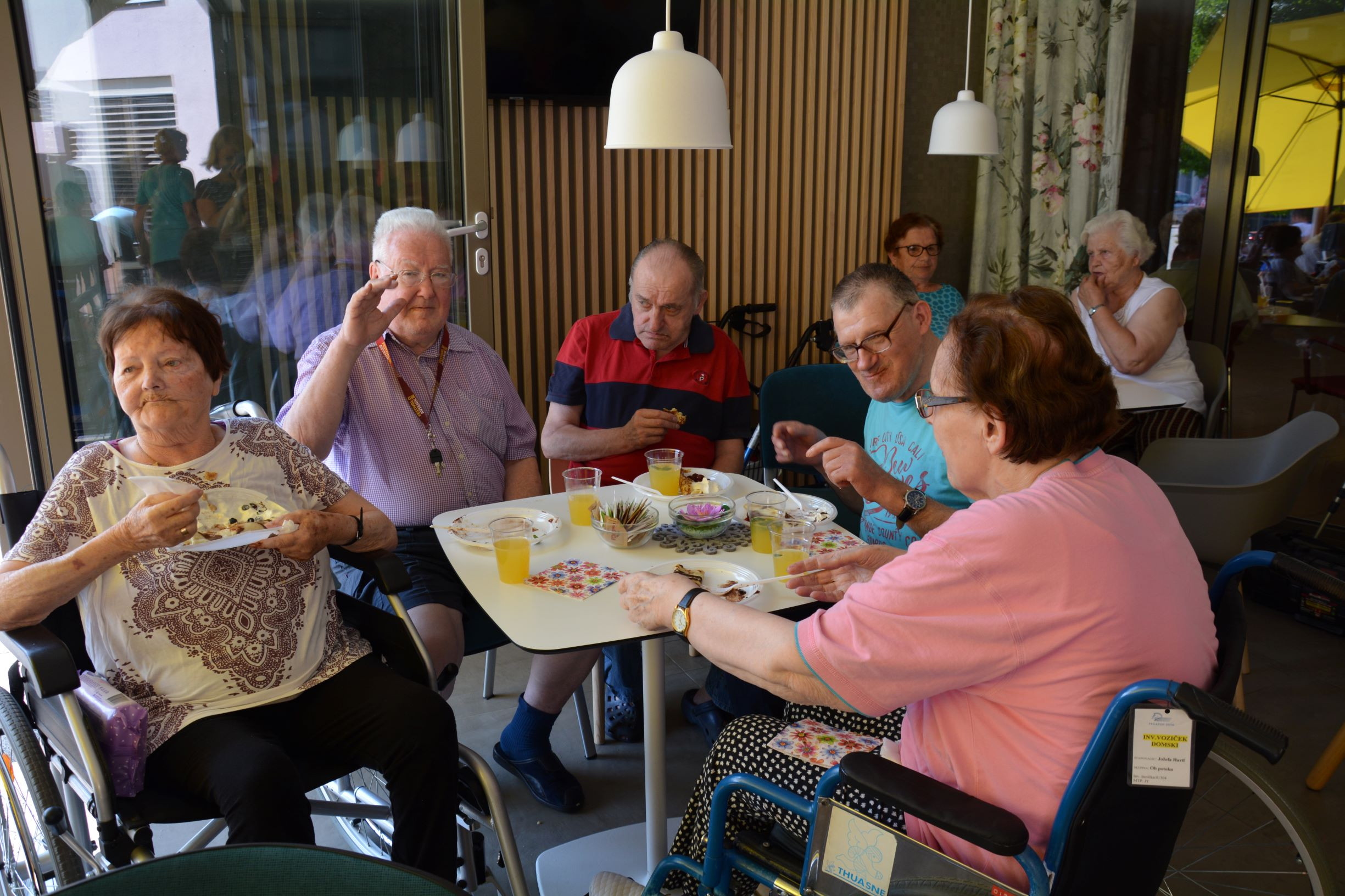 Danes praznujejo Ane...