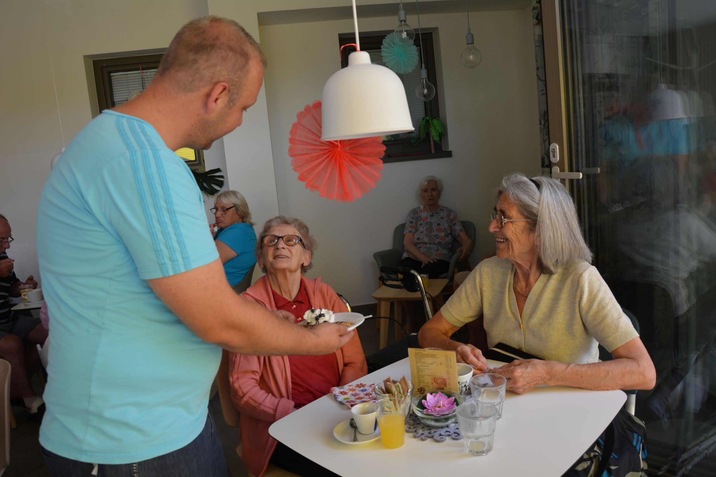 Danes praznujejo Ane...