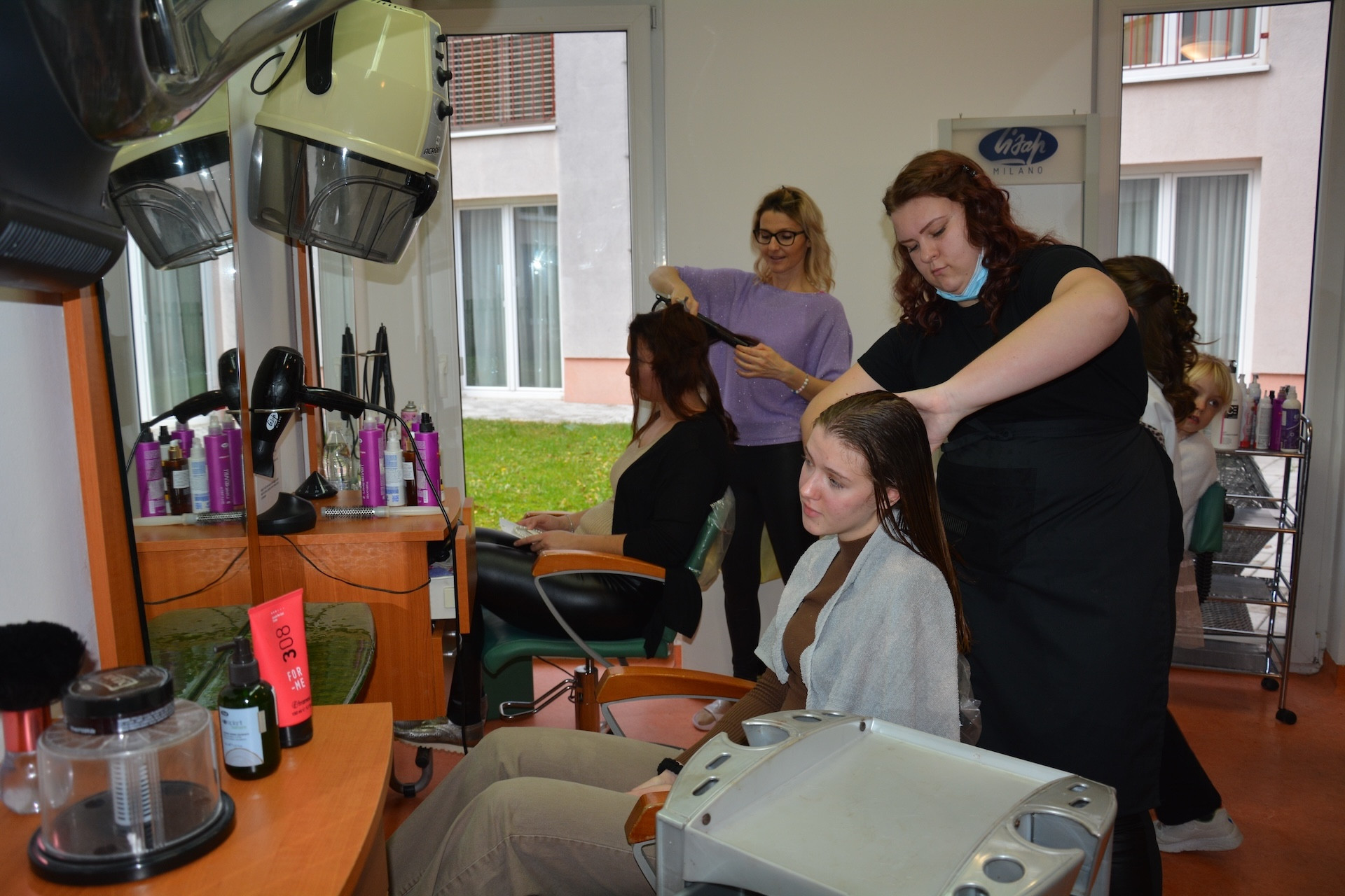 Frizerska revija v Pegazovem domu