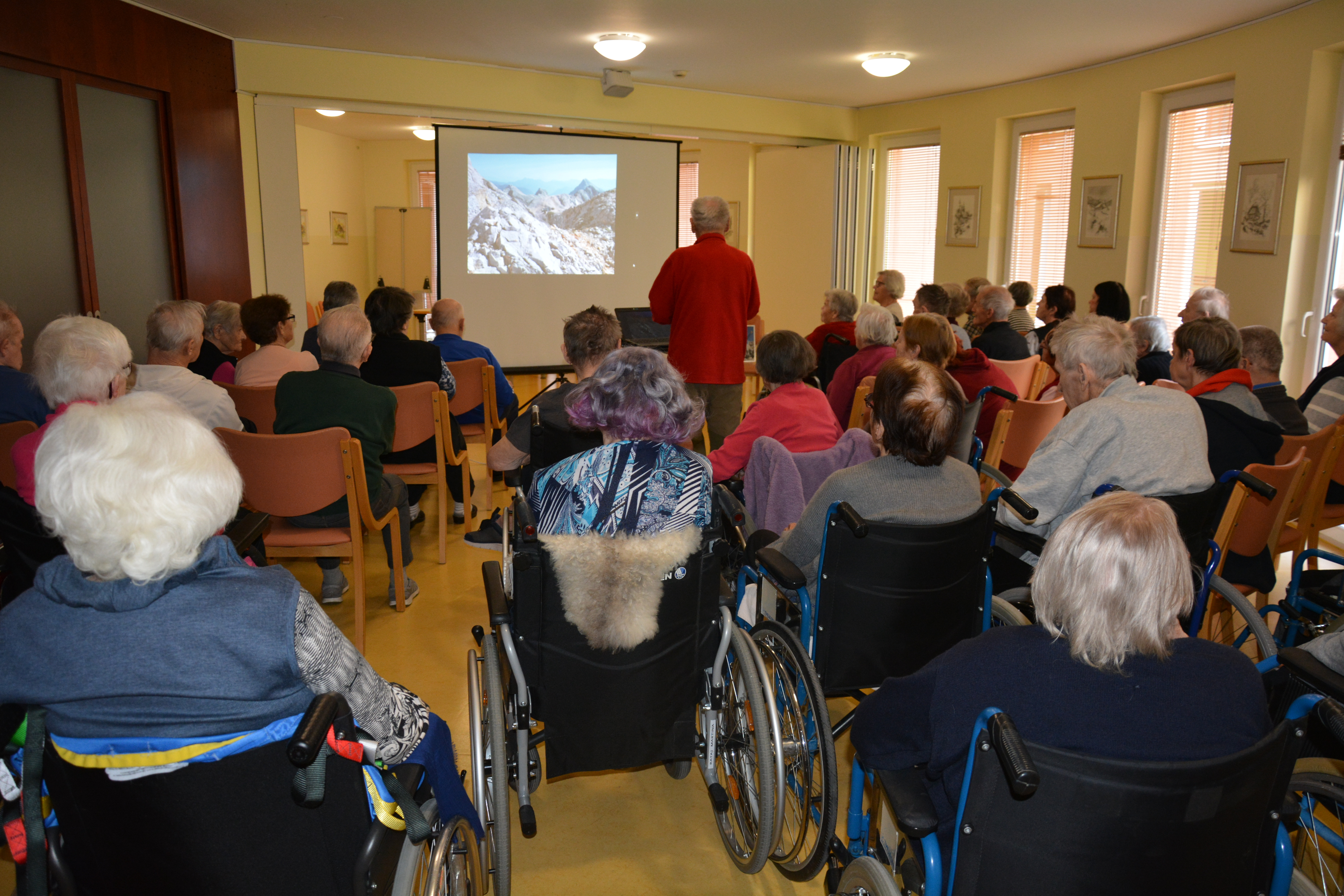 Gremo v planine z dr. Jožetom Lipnikom