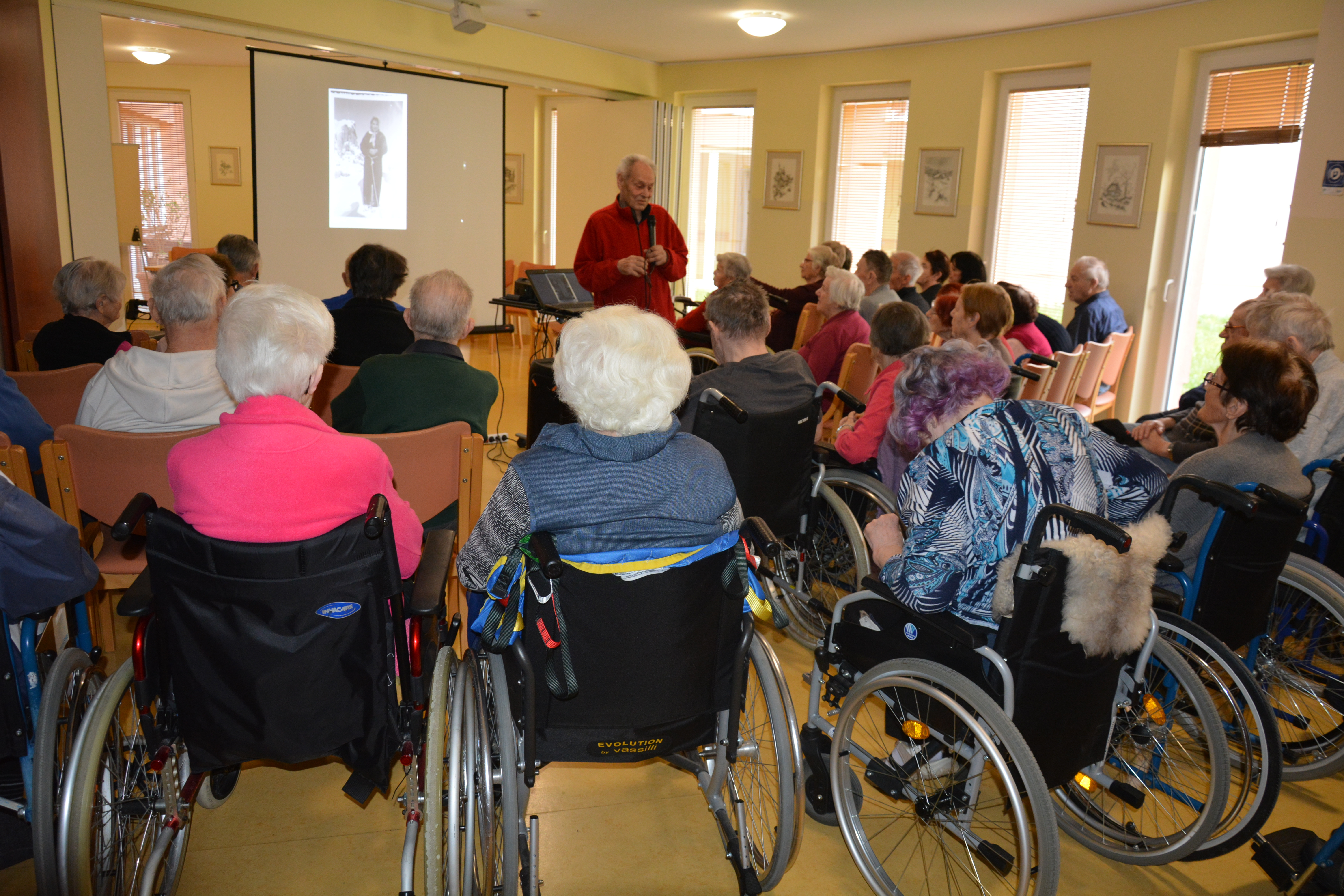 Gremo v planine z dr. Jožetom Lipnikom