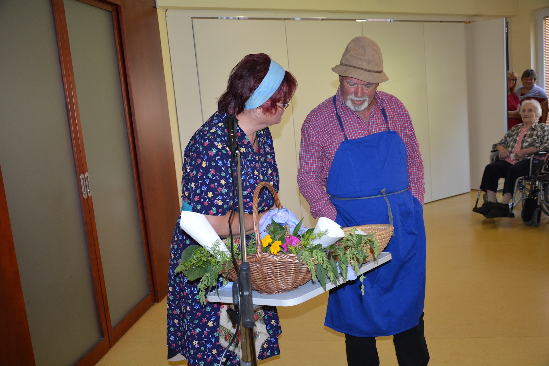 Imeti je lepo prijatelje ob sebi