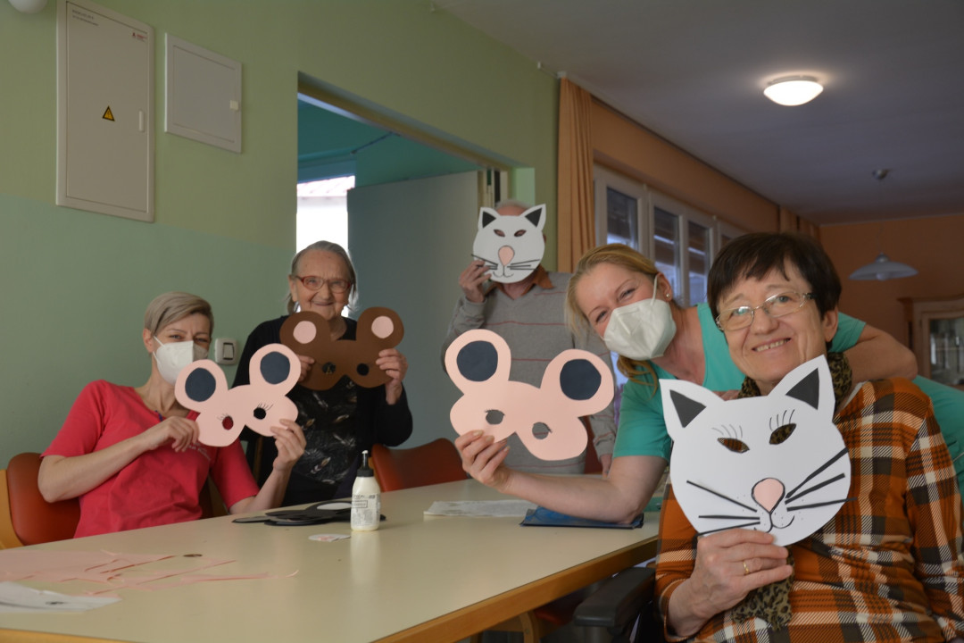 Izdelava pustnih mask