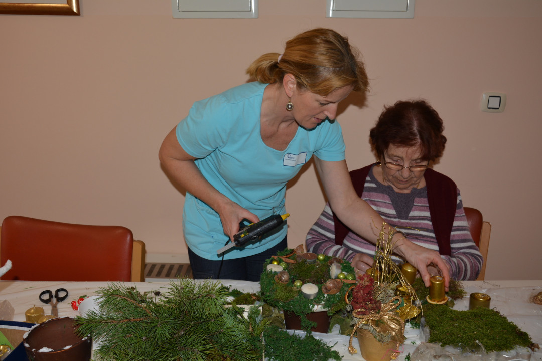 Izdelovanje adventnih venčkov