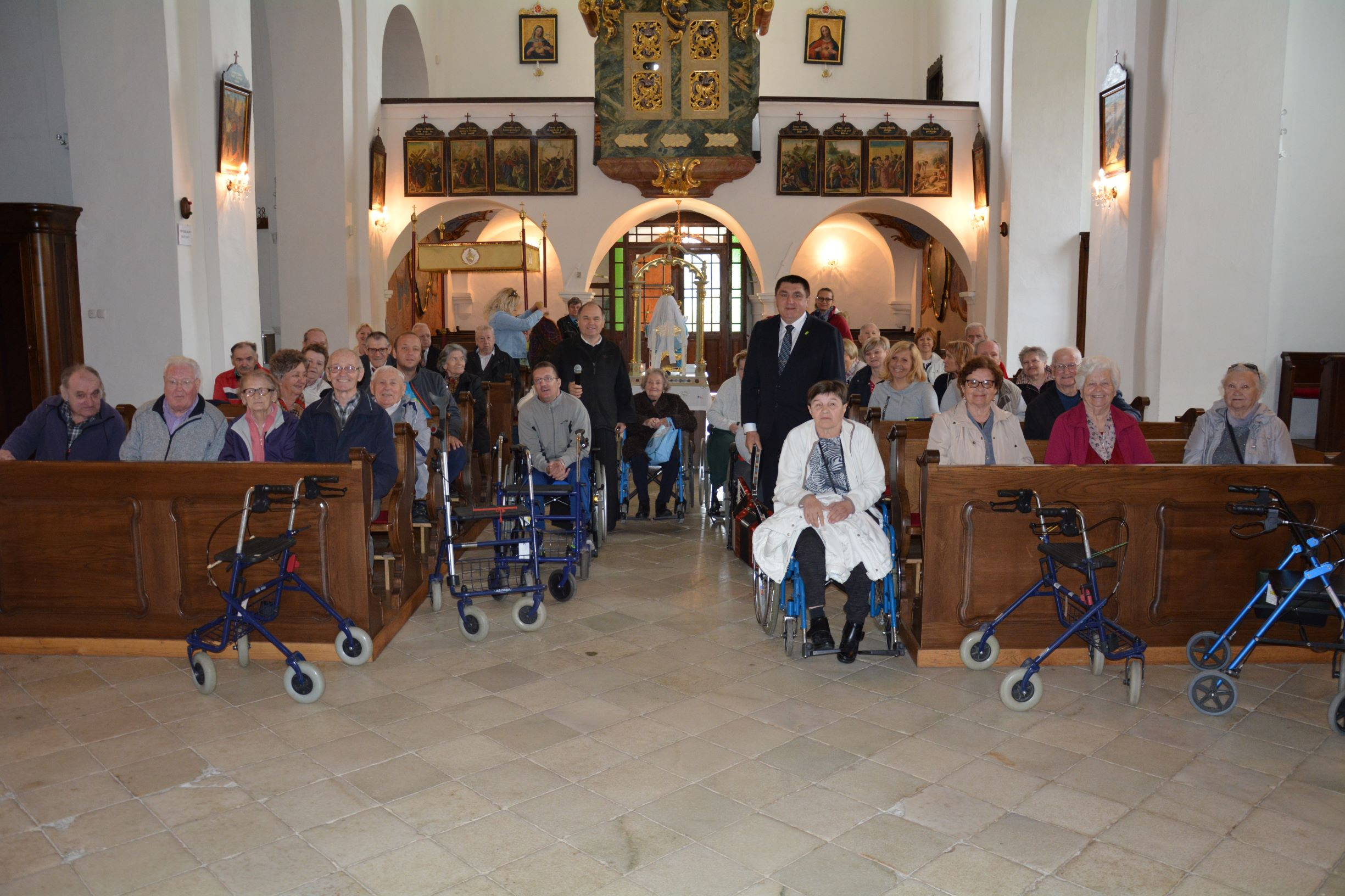 Izlet stanovalcev v Olimje