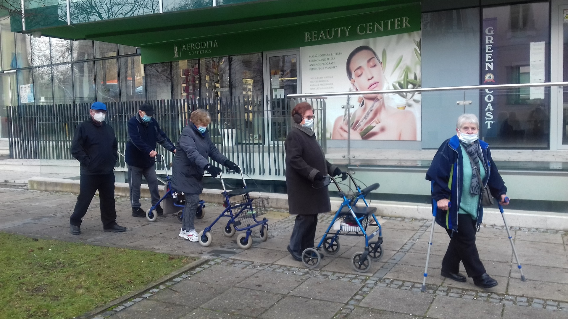 Januarski sprehodi so uvod v celoletno gibanje zunaj in znotraj