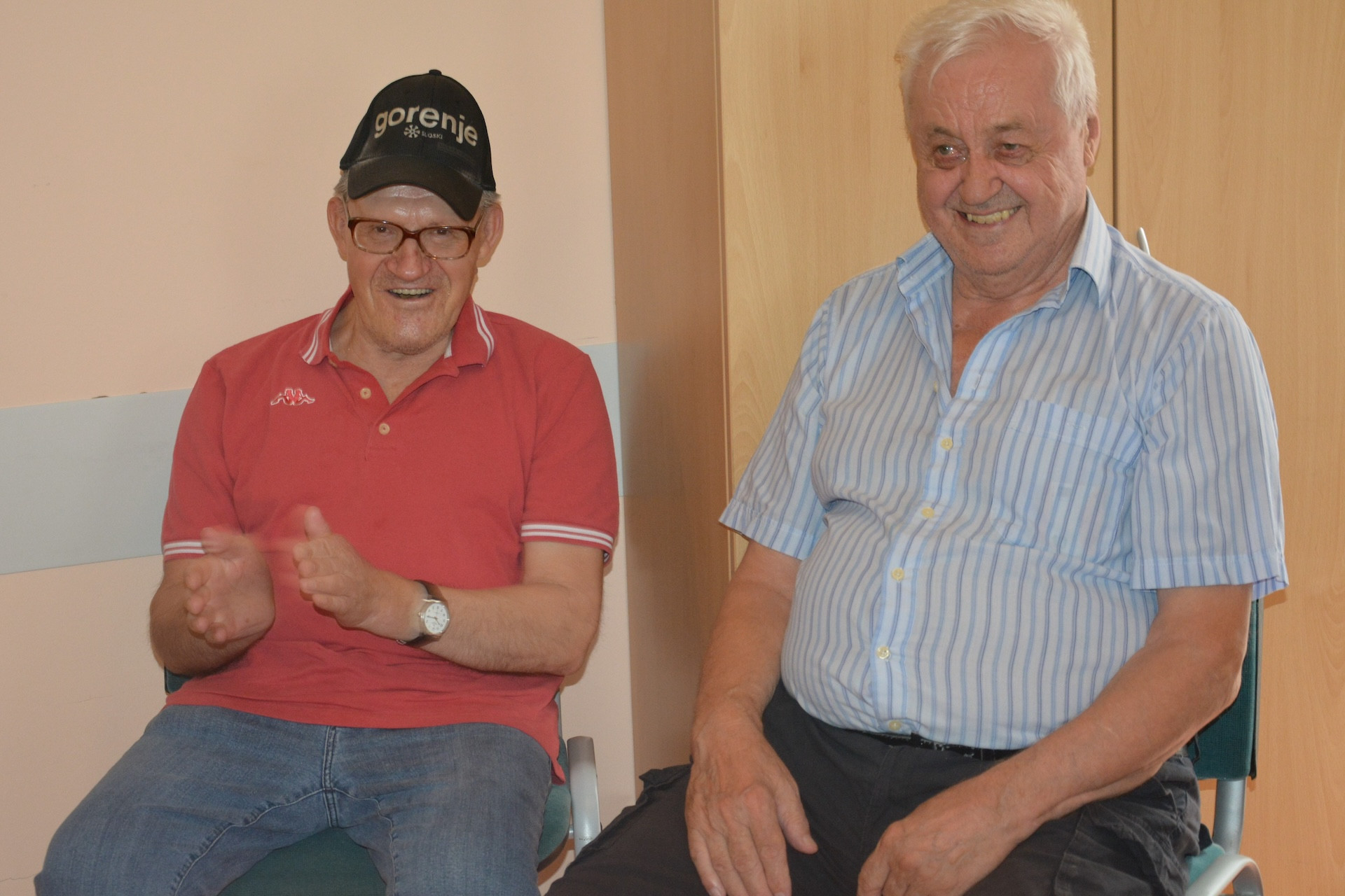 Joga smeha in otvoritev razstave