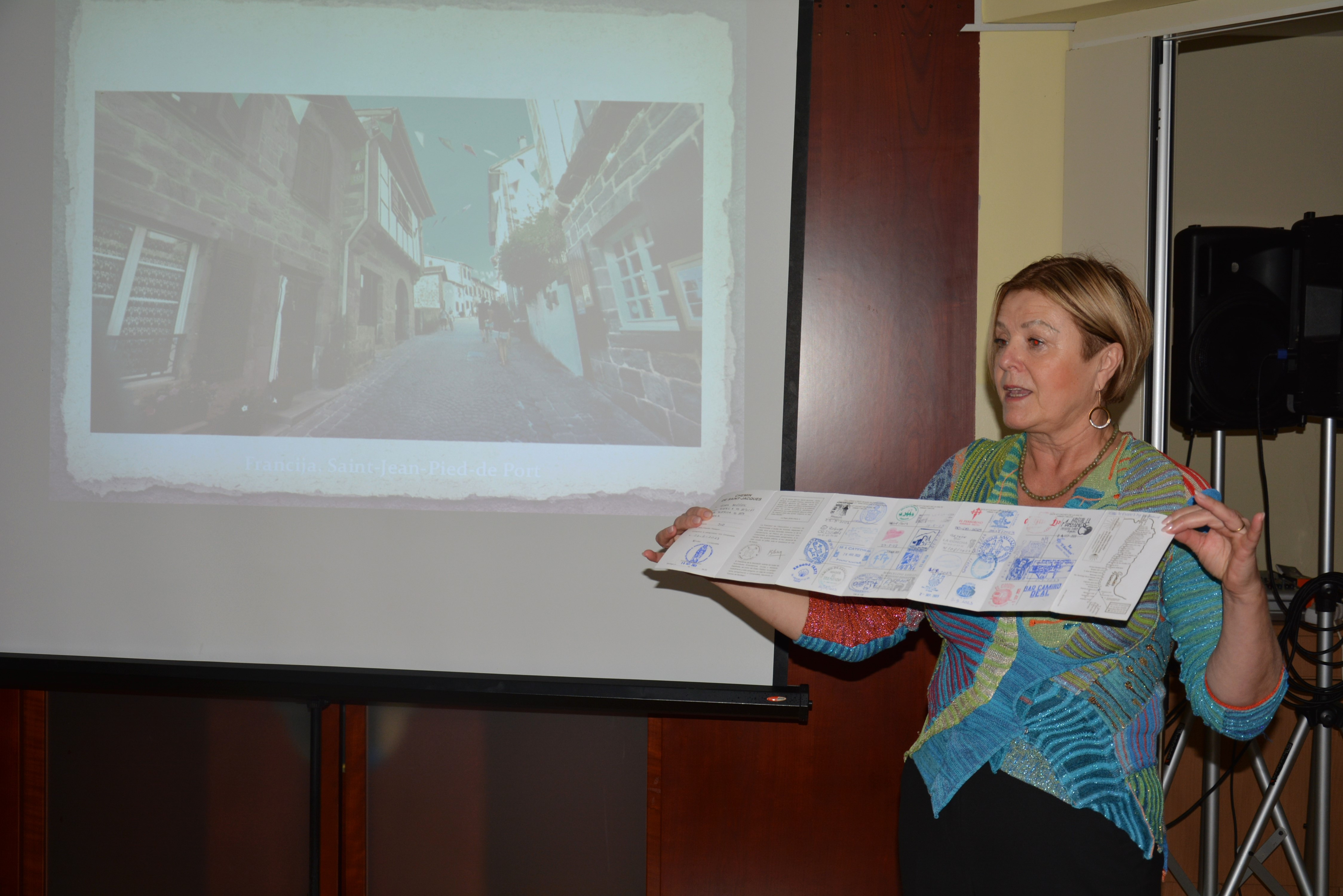 Kjer se pot vetra križa s potjo zvezd