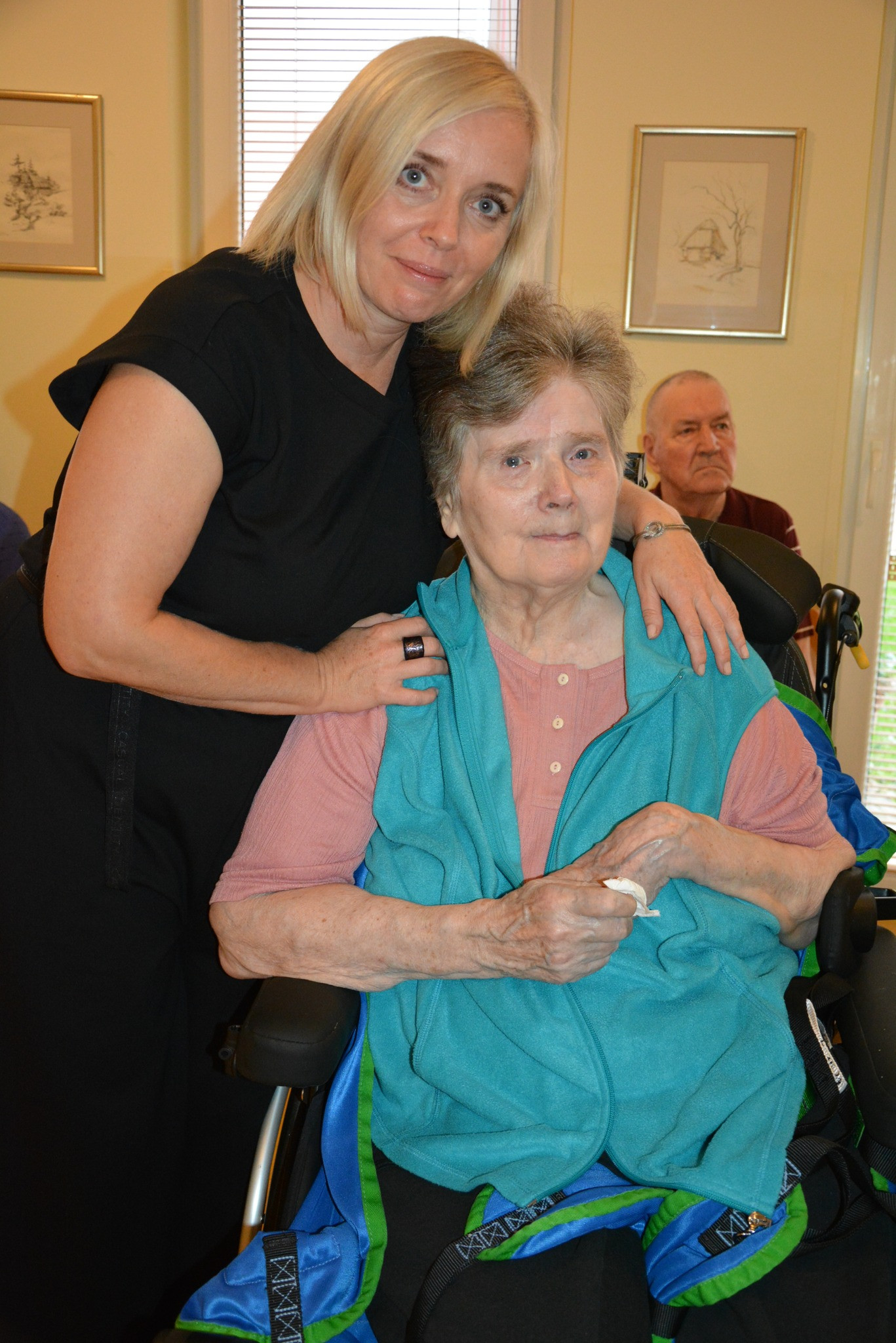 Klub svojcev skupin Mavrica in Modrijani