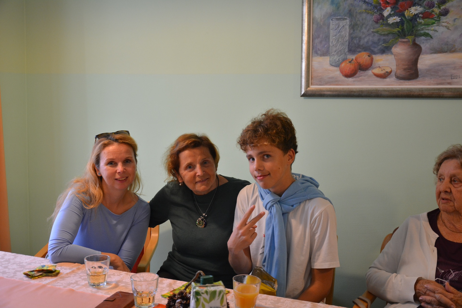 Klub svojcev skupin Ob potoku, Ena A in Rožmarin