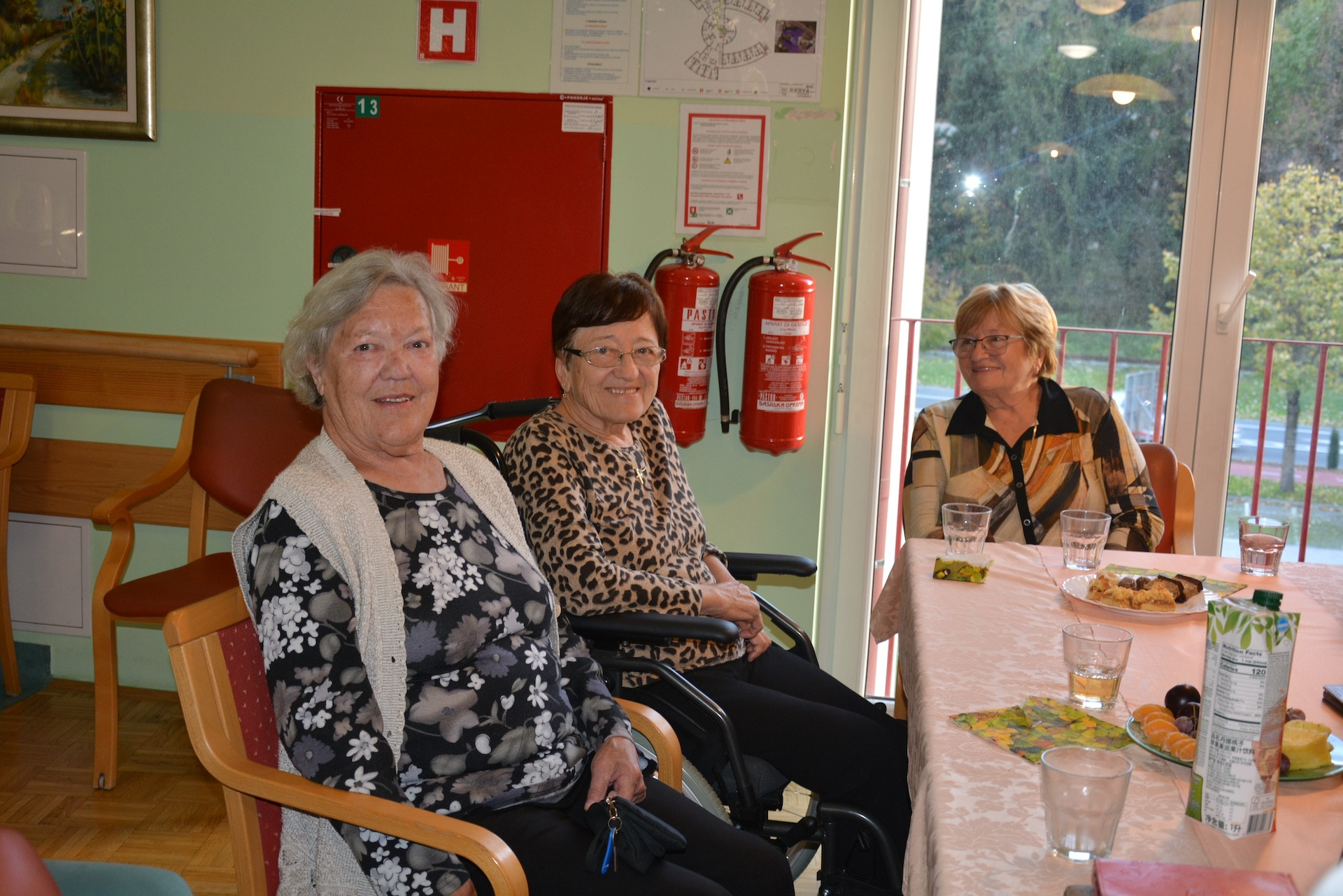 Klub svojcev skupin Ob potoku, Ena A in Rožmarin