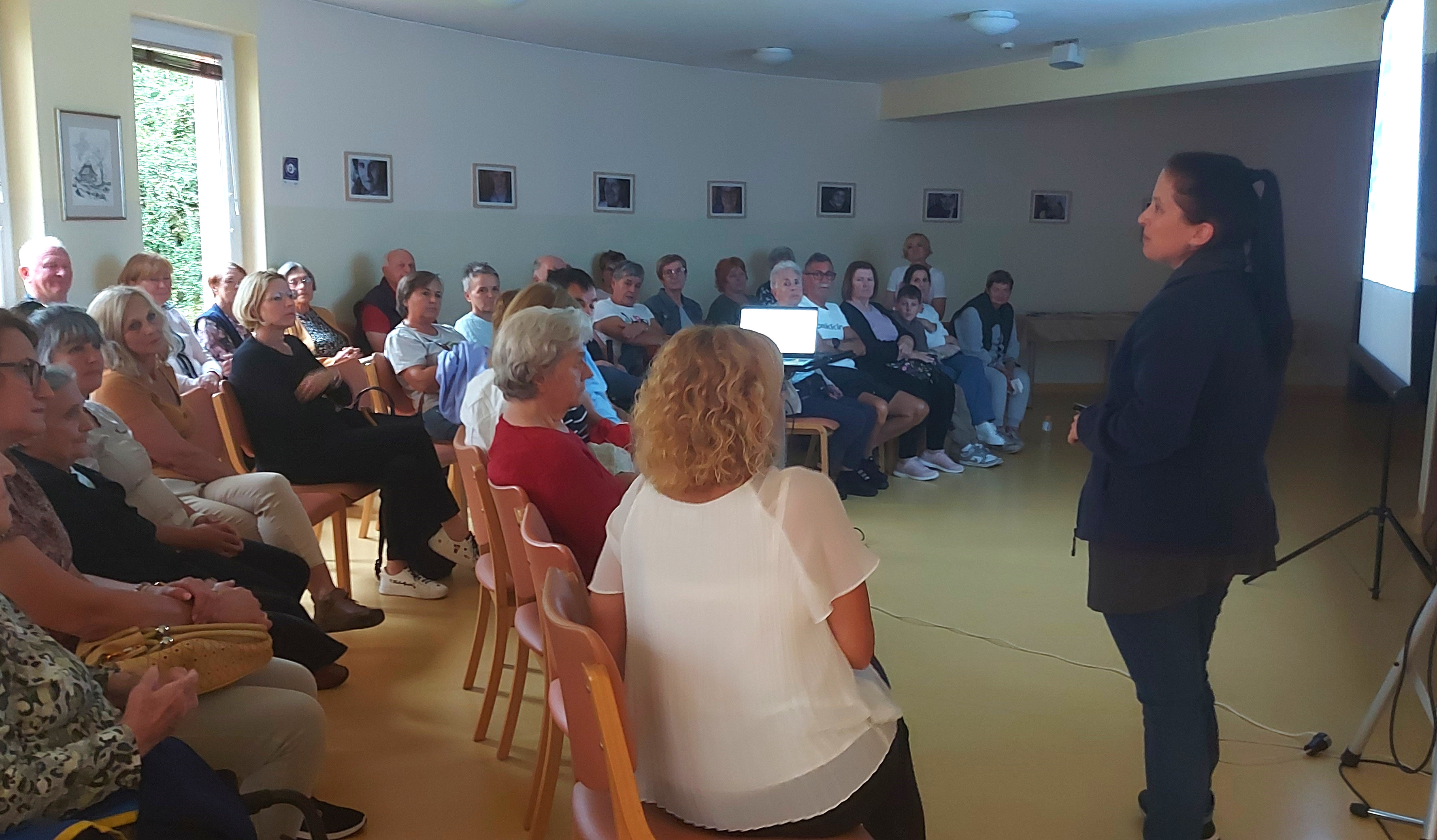 Klubi svojcev skupin Zarja in Spominčice