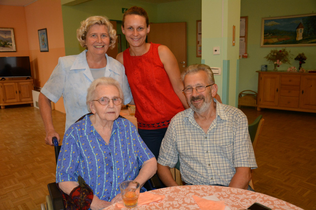 Klubi svojcev za vitalne skupine