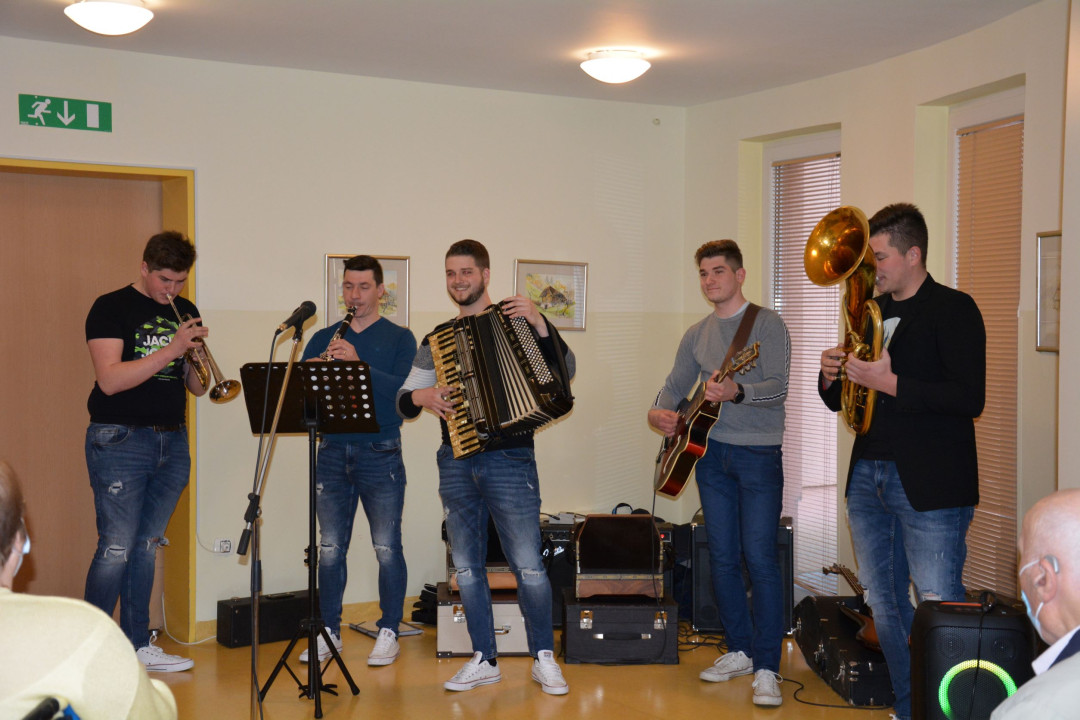 Koncert Grand kvinteta ob dnevu žena