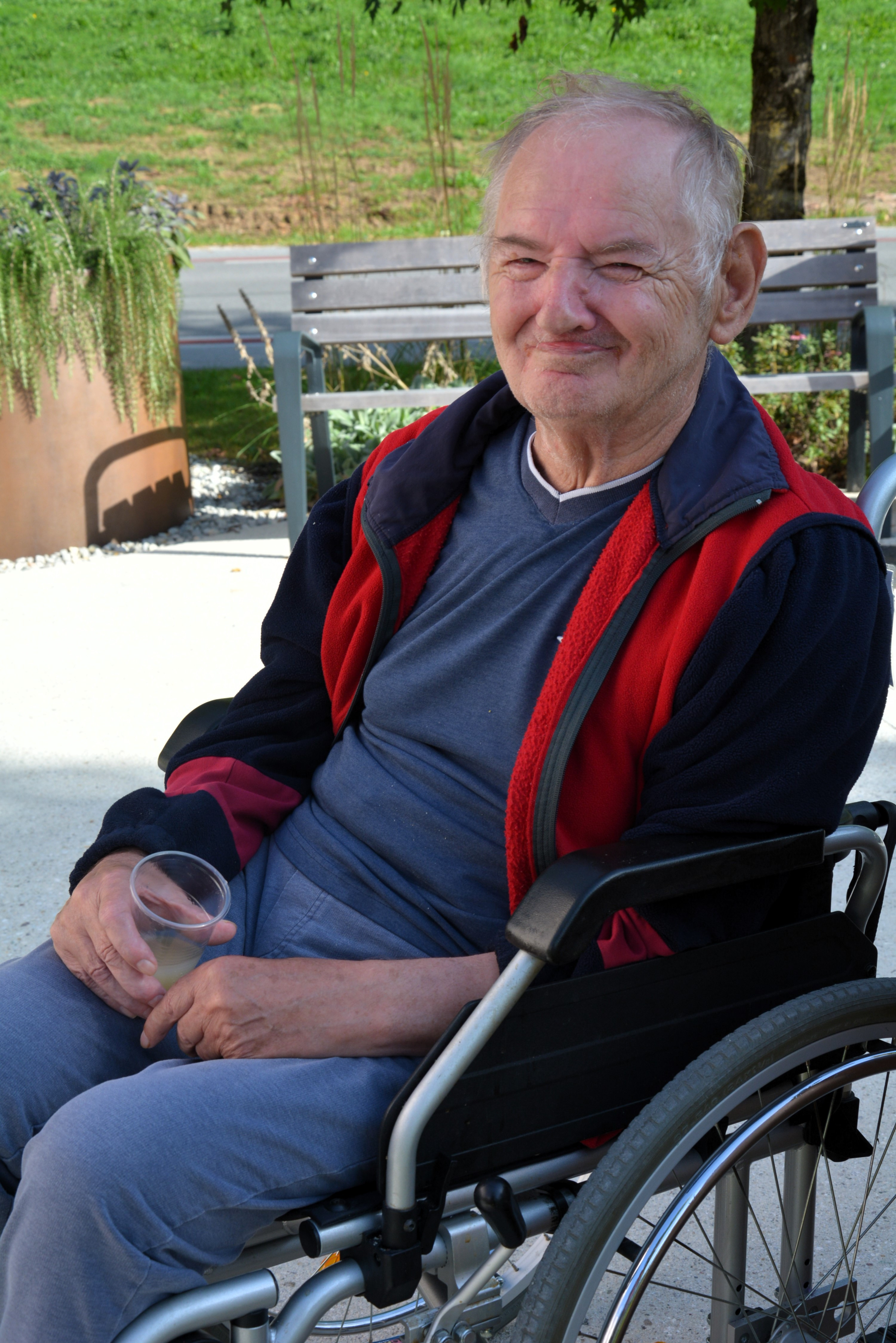 Kostanjev piknik in nastop skupine Freya