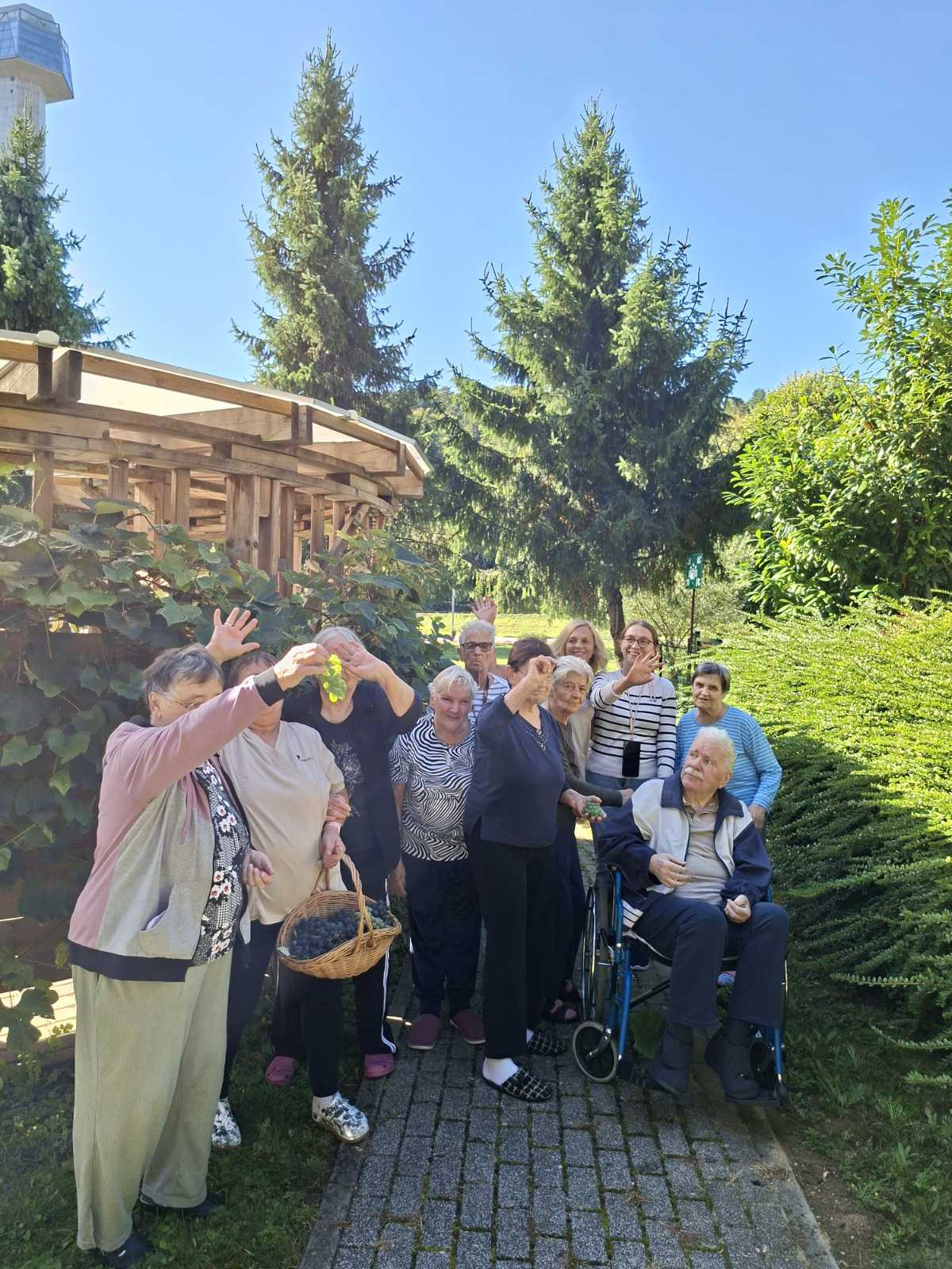 Lep sončen dan v objemu začetka jeseni