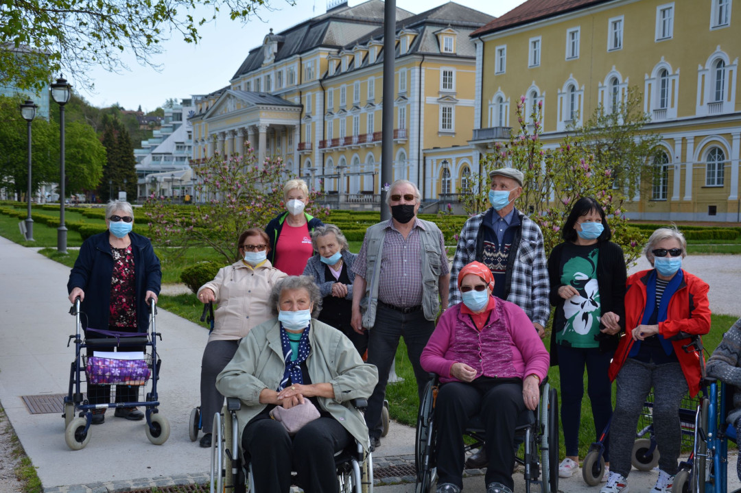 Majski sprehod skupine Ob potoku