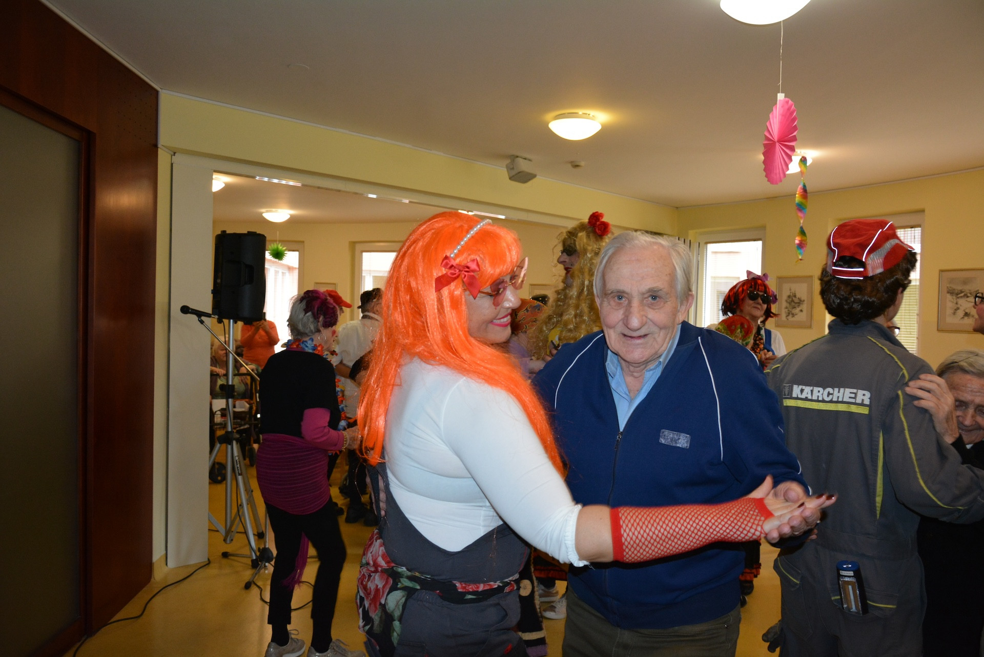 Maškare, maškare....