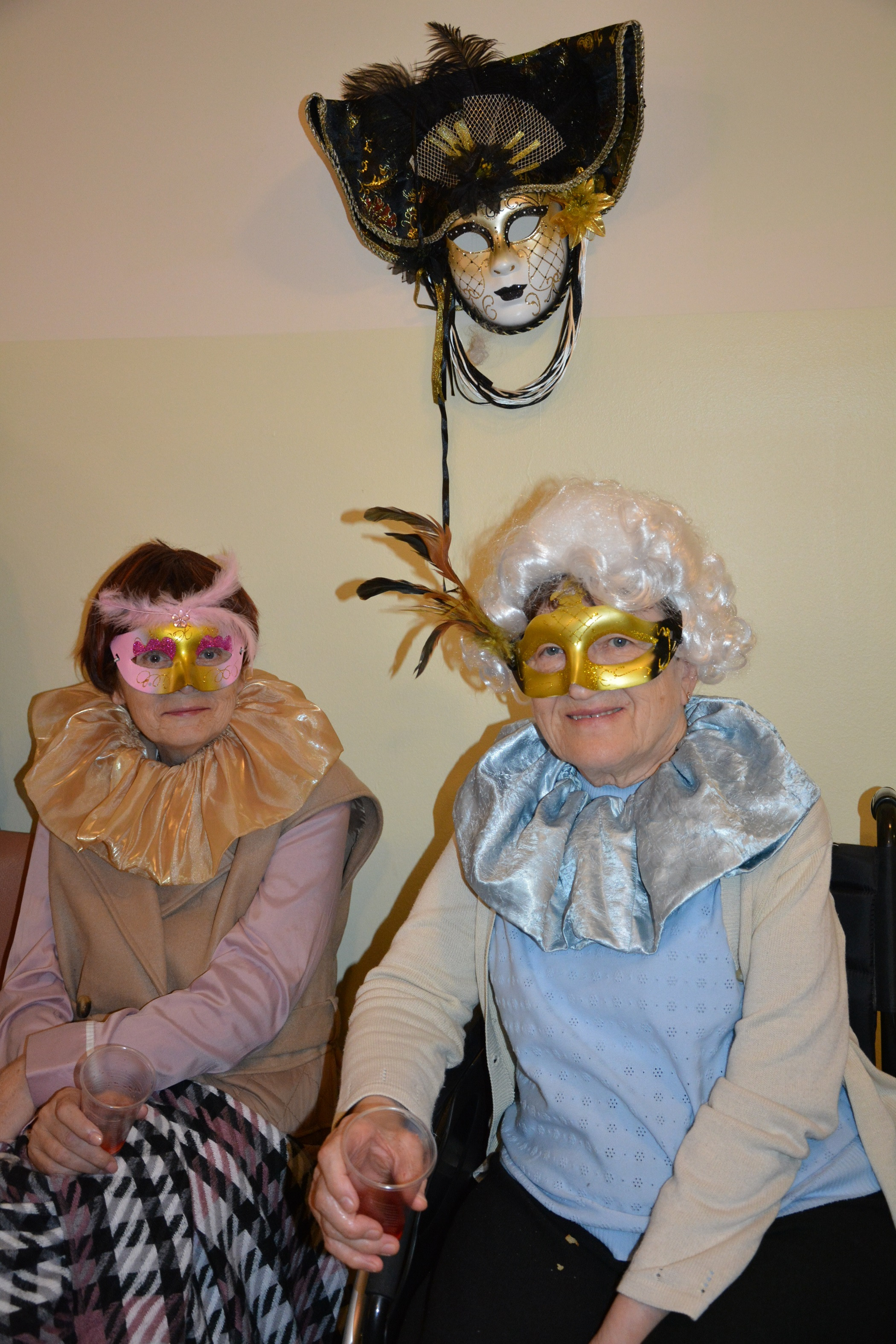 Maškare, maškare....