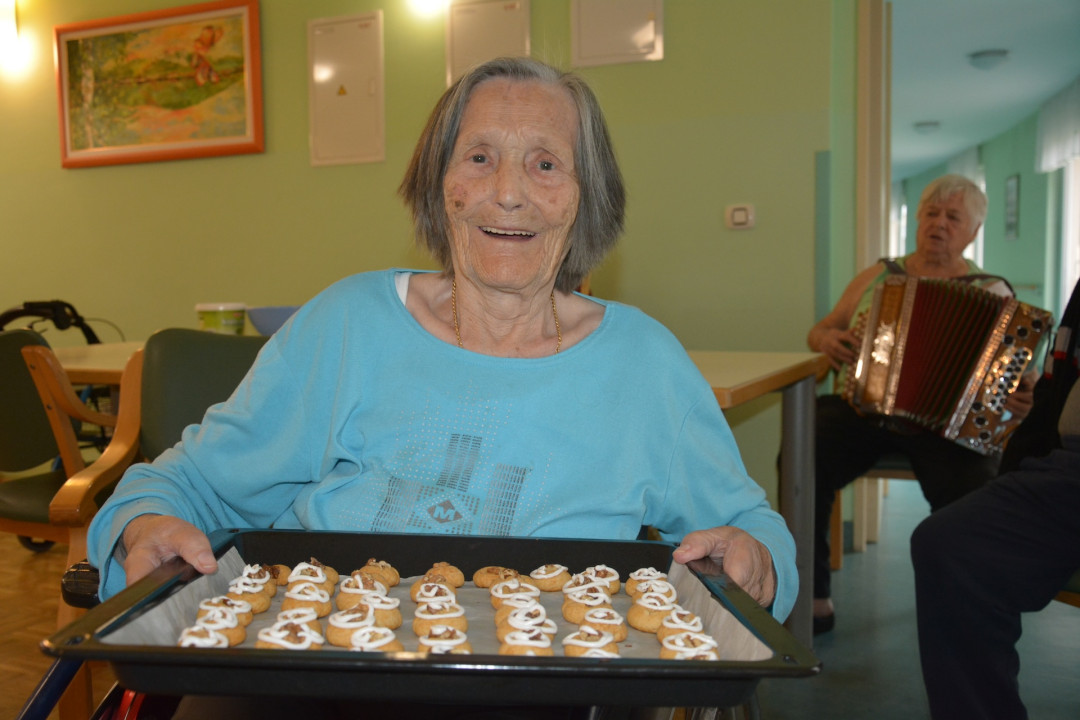 Medenjaki dišijo po praznikih