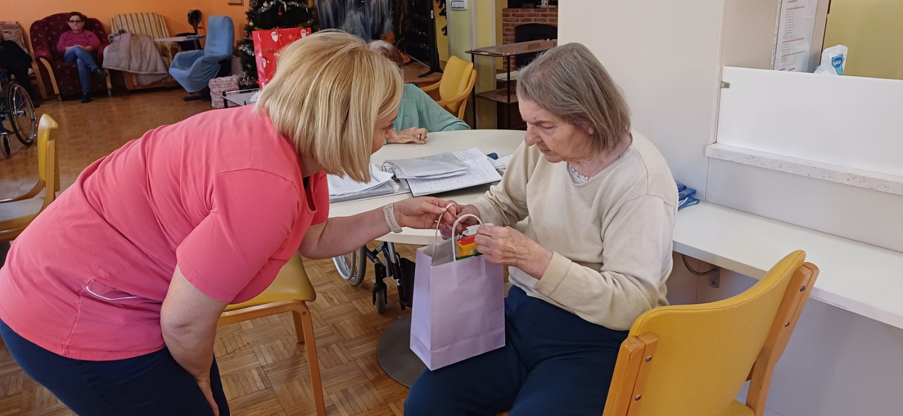 Medpraznična sreda v domu