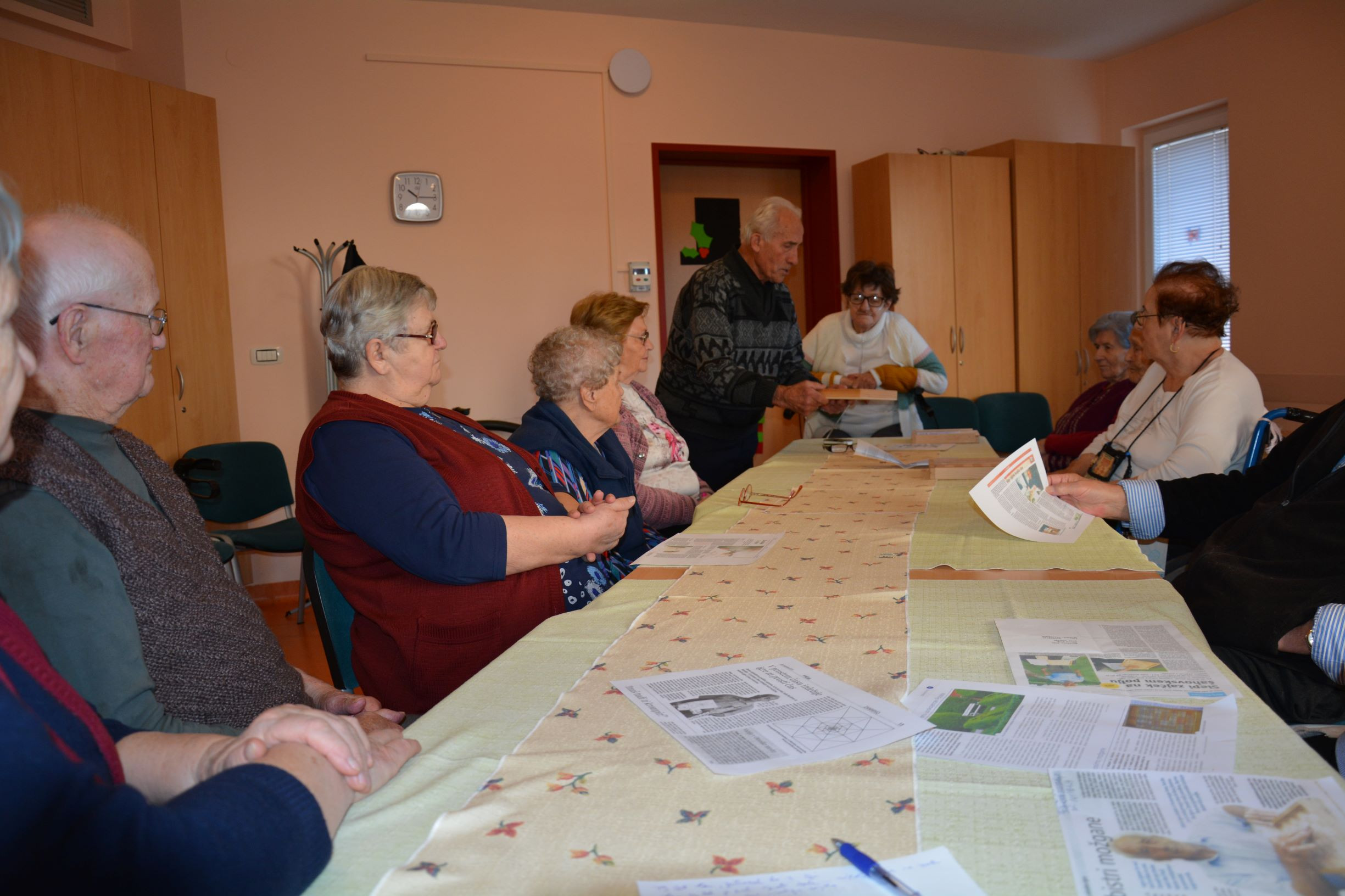 Miselni zajček na šahovskem polju za bistre možgane