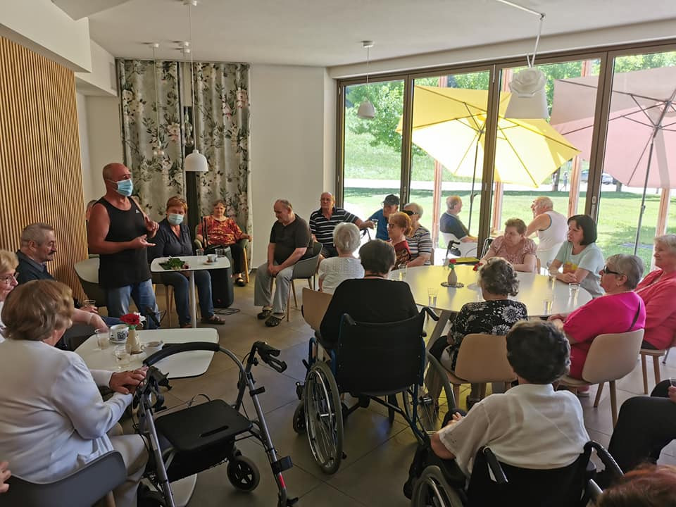 Na obisku društvo zeliščarjev Olimje