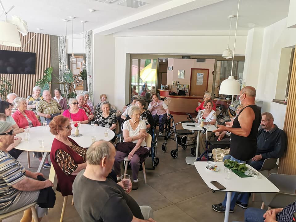 Na obisku društvo zeliščarjev Olimje