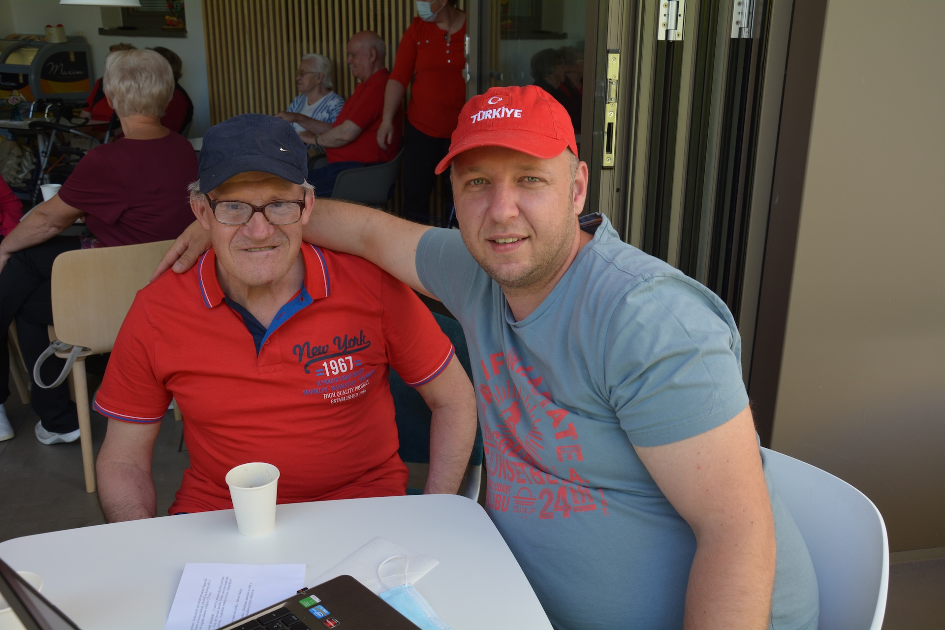 Naj živi Pegazovo prijateljstvo