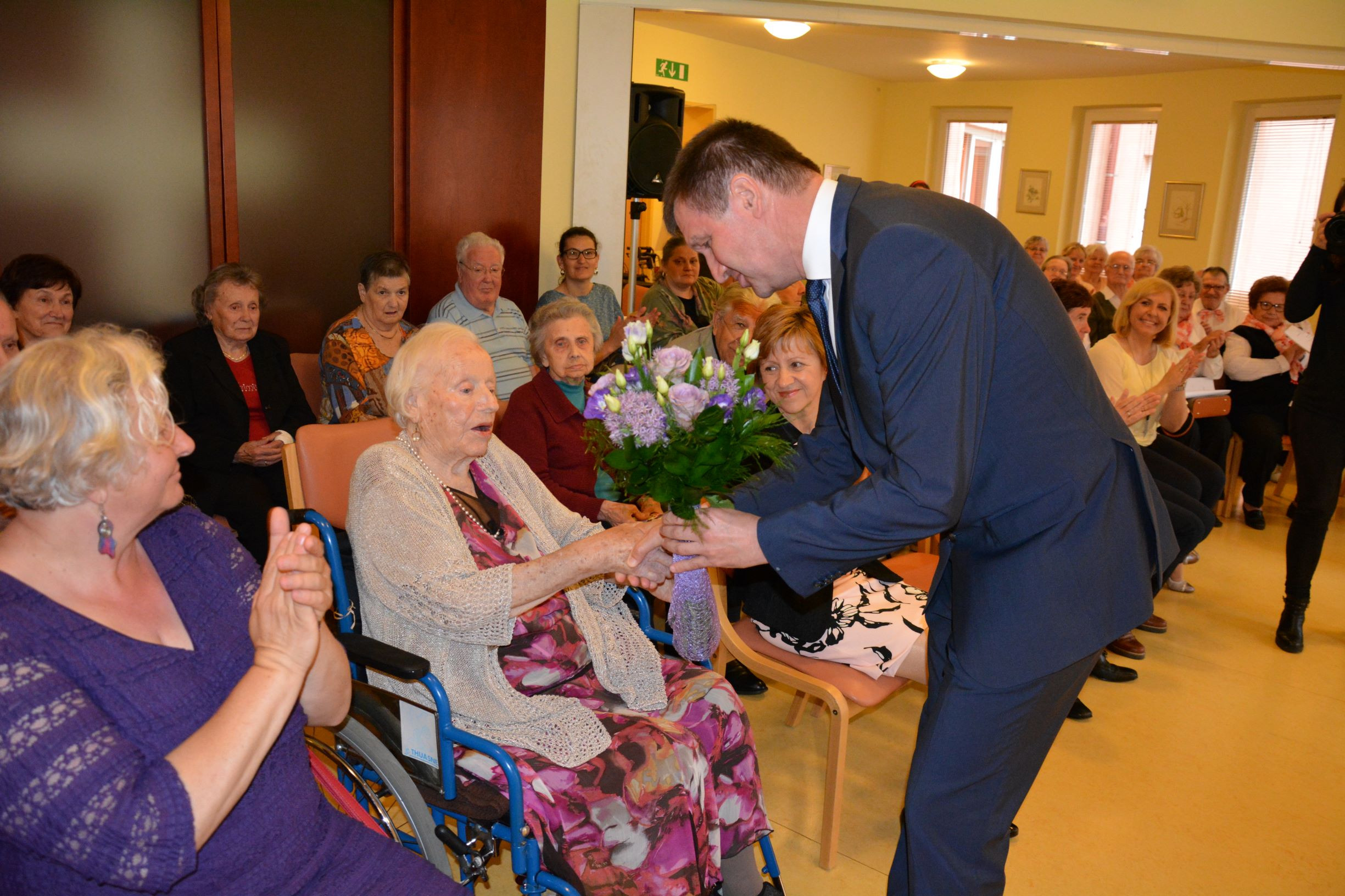 Naša 100 - letnica gospa Ela