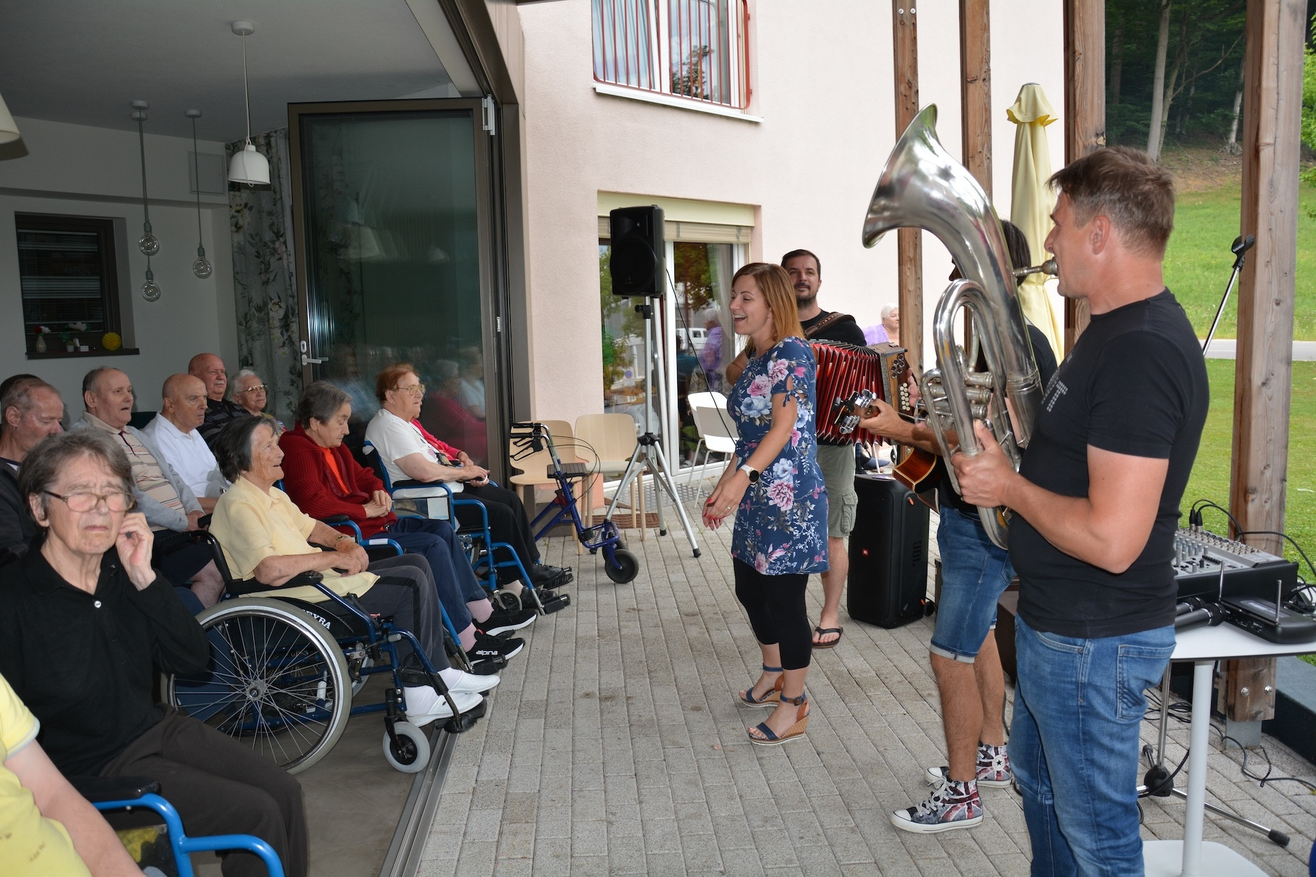 Nastop ansambla Unikat