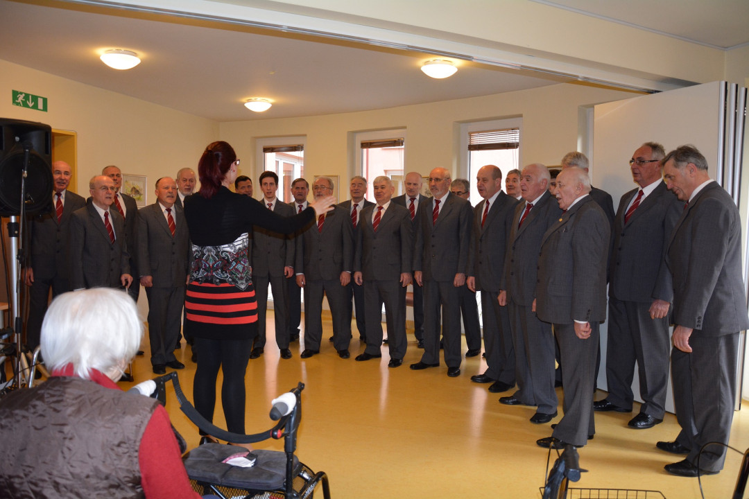 Nastop Moškega pevskega zbora v prazničnem marcu