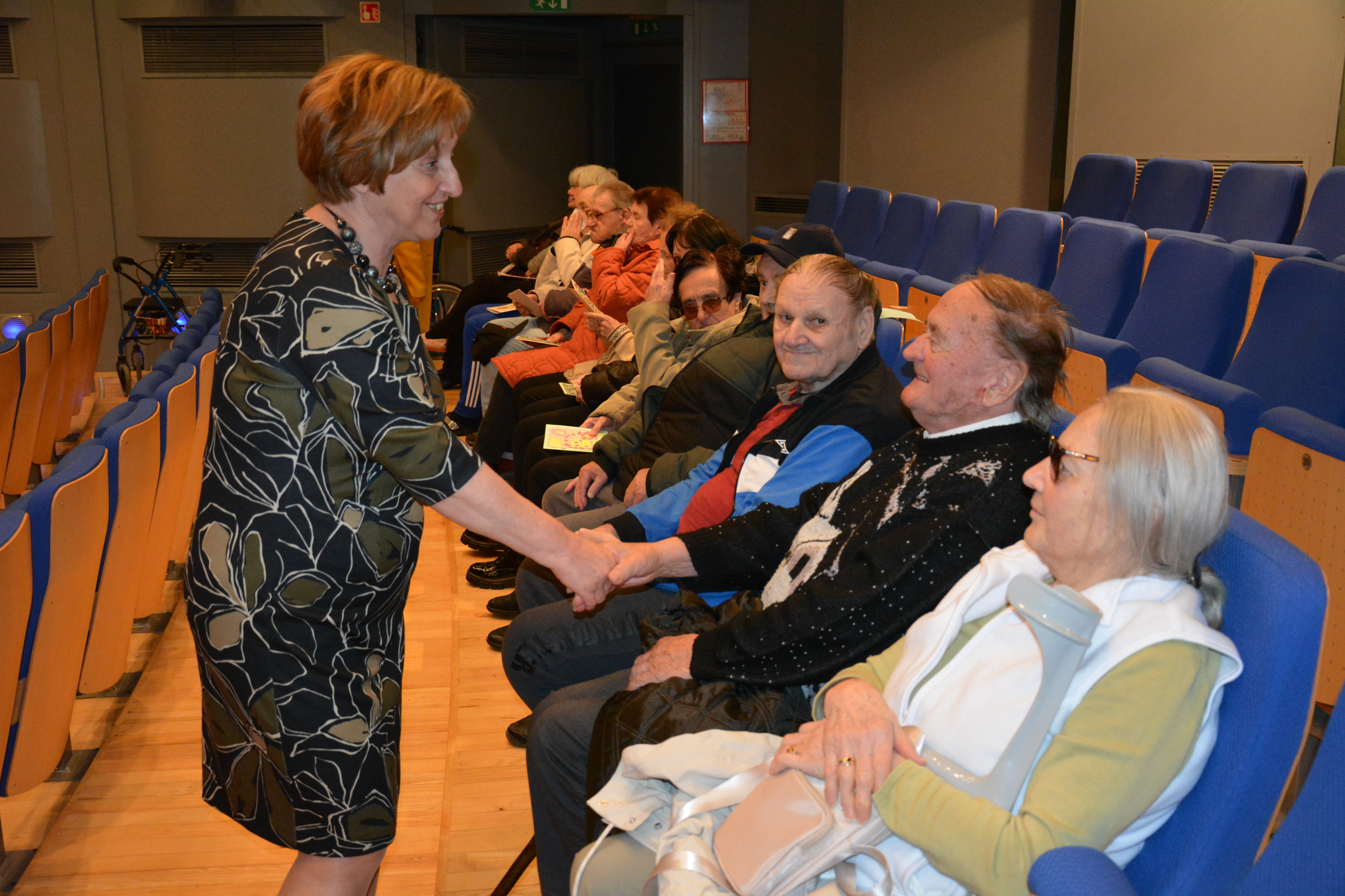 Nastop otrok Vrtca Potoček ob materinskem dnevu