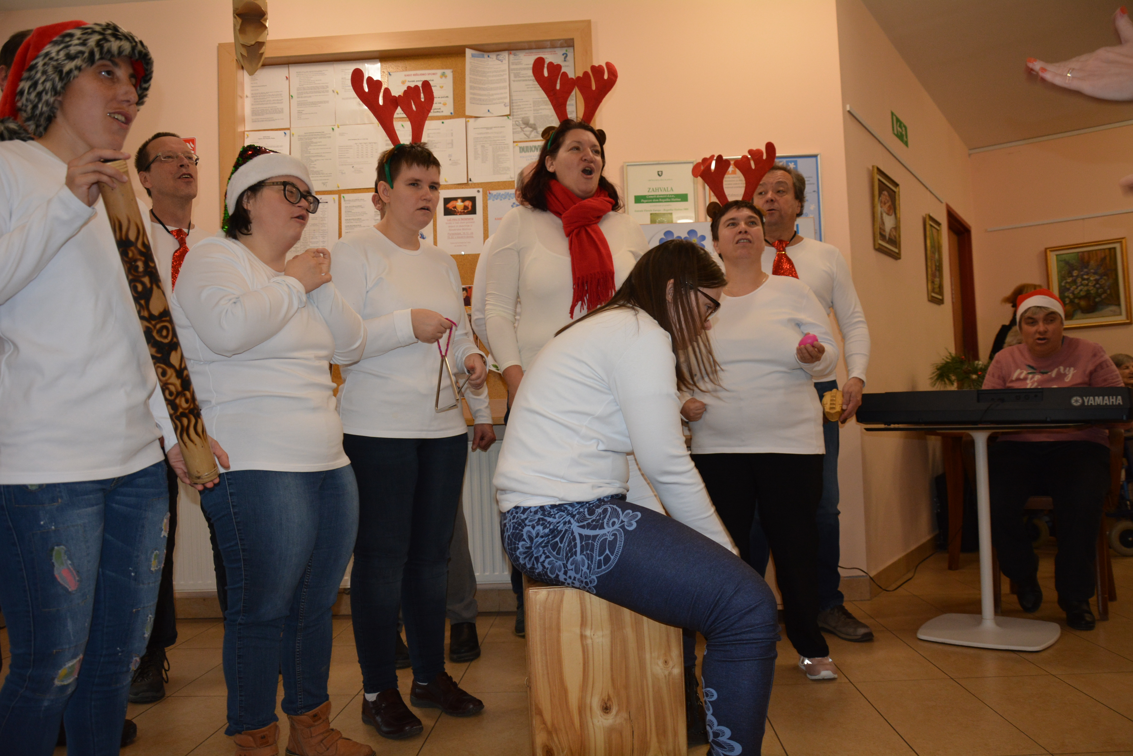 Nastop pevskega zbora VDC Šentjur enota Šmarje pri Jelšah