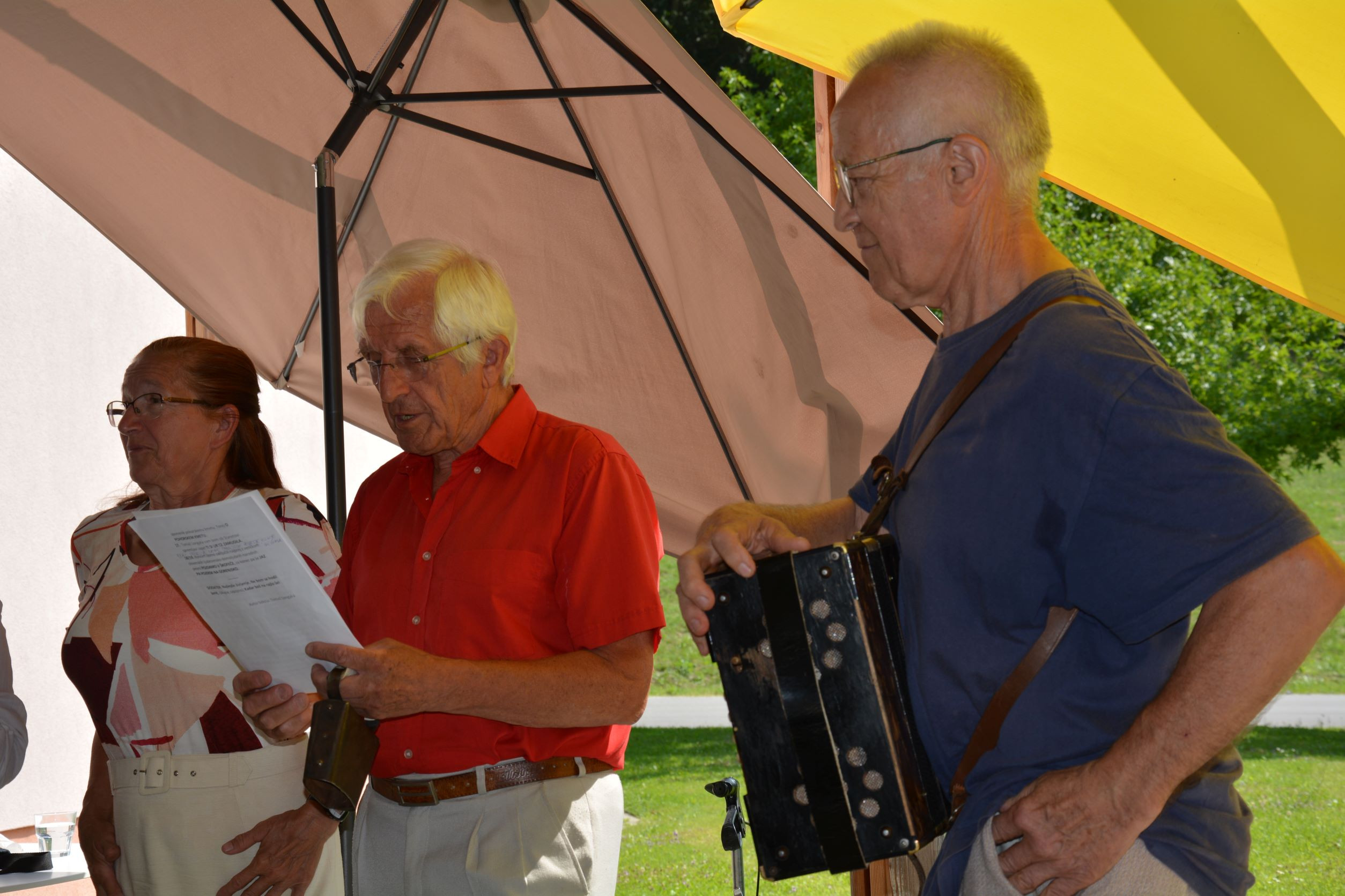 Nastop skupine Pesemca