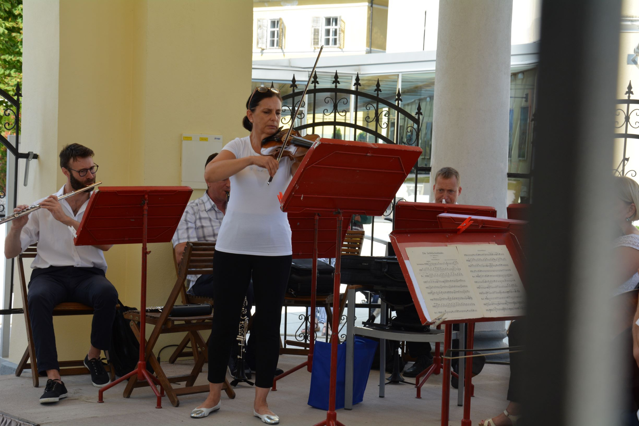 Obisk promenadnega koncerta Musice Camerate